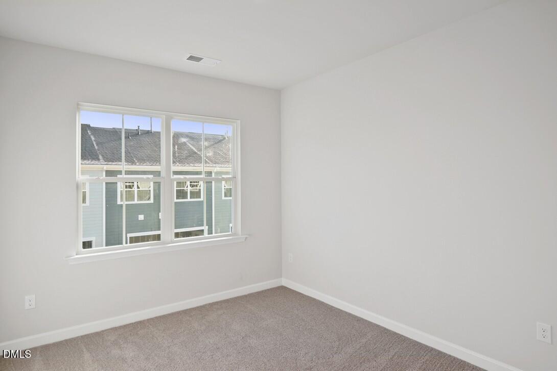 203 Solaire Alley Property Photo 7