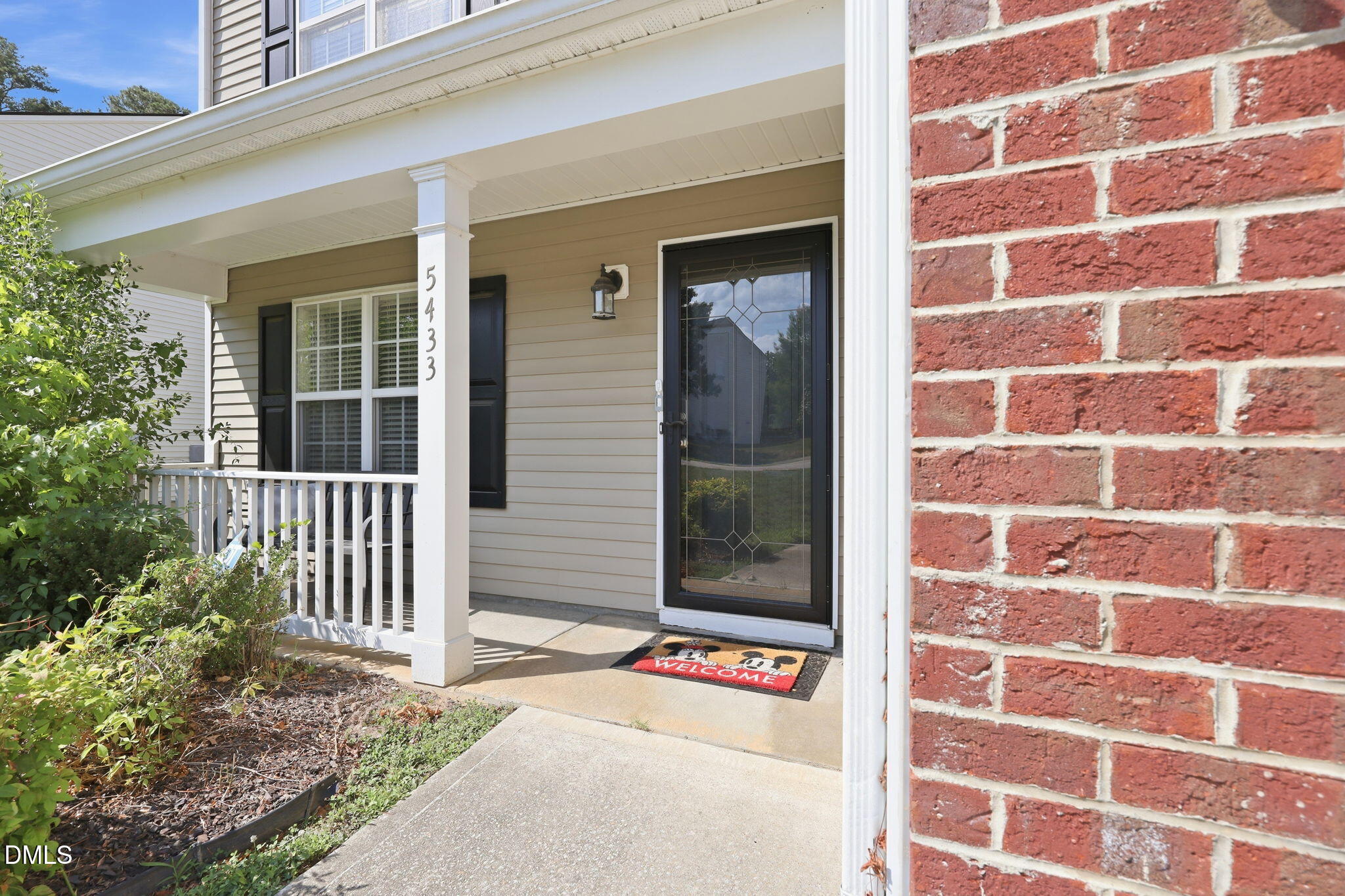 5433 Thunderidge Drive Property Photo 4
