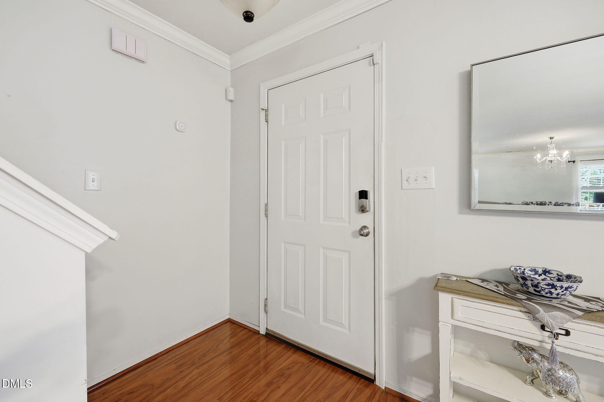 5433 Thunderidge Drive Property Photo 6