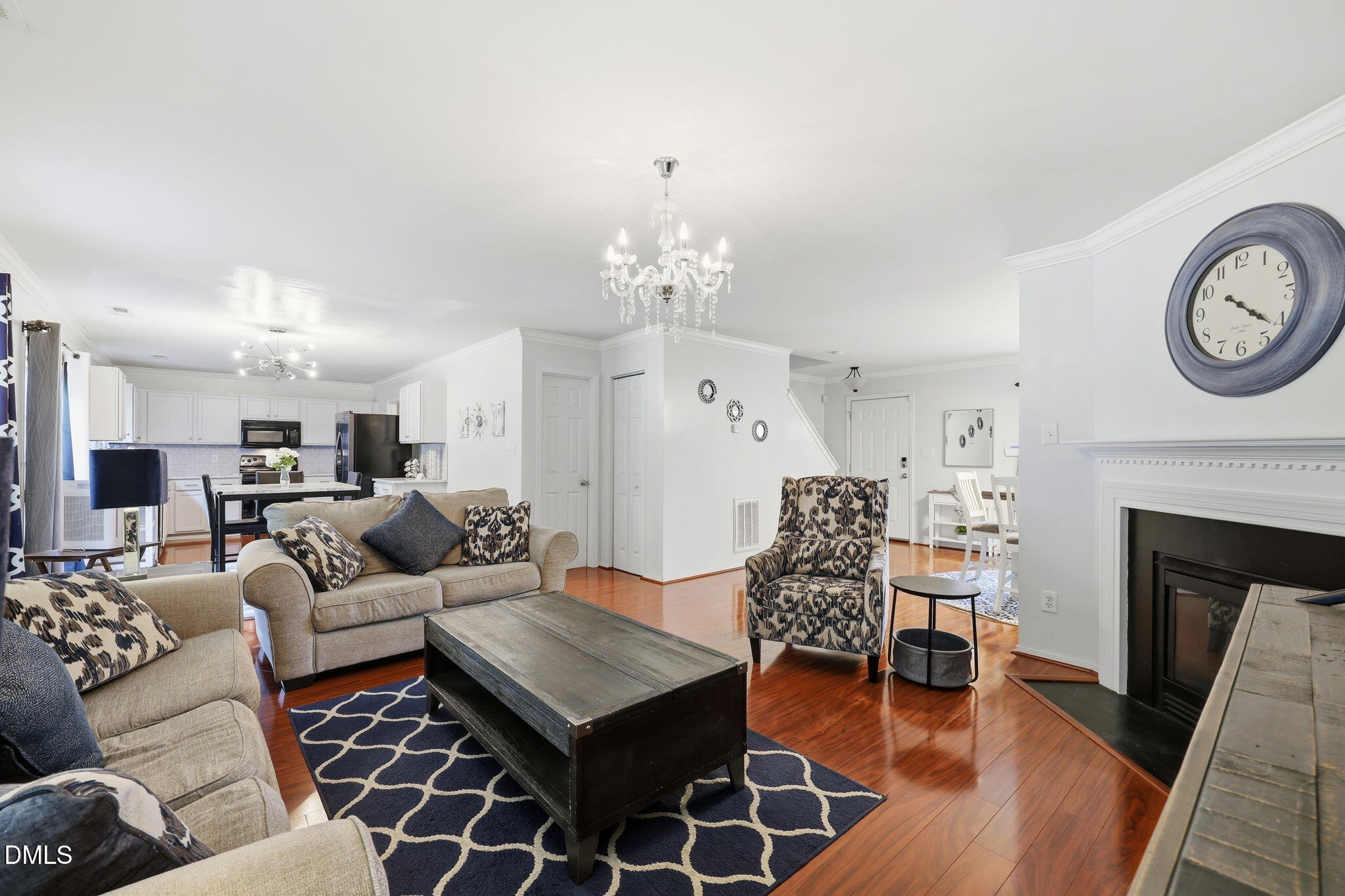 5433 Thunderidge Drive Property Photo 11