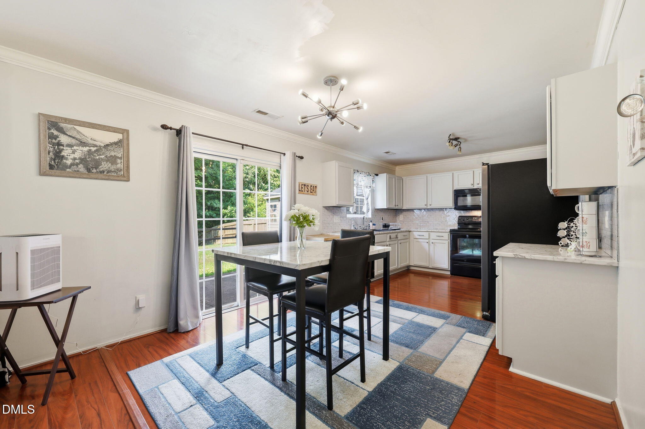 5433 Thunderidge Drive Property Photo 12