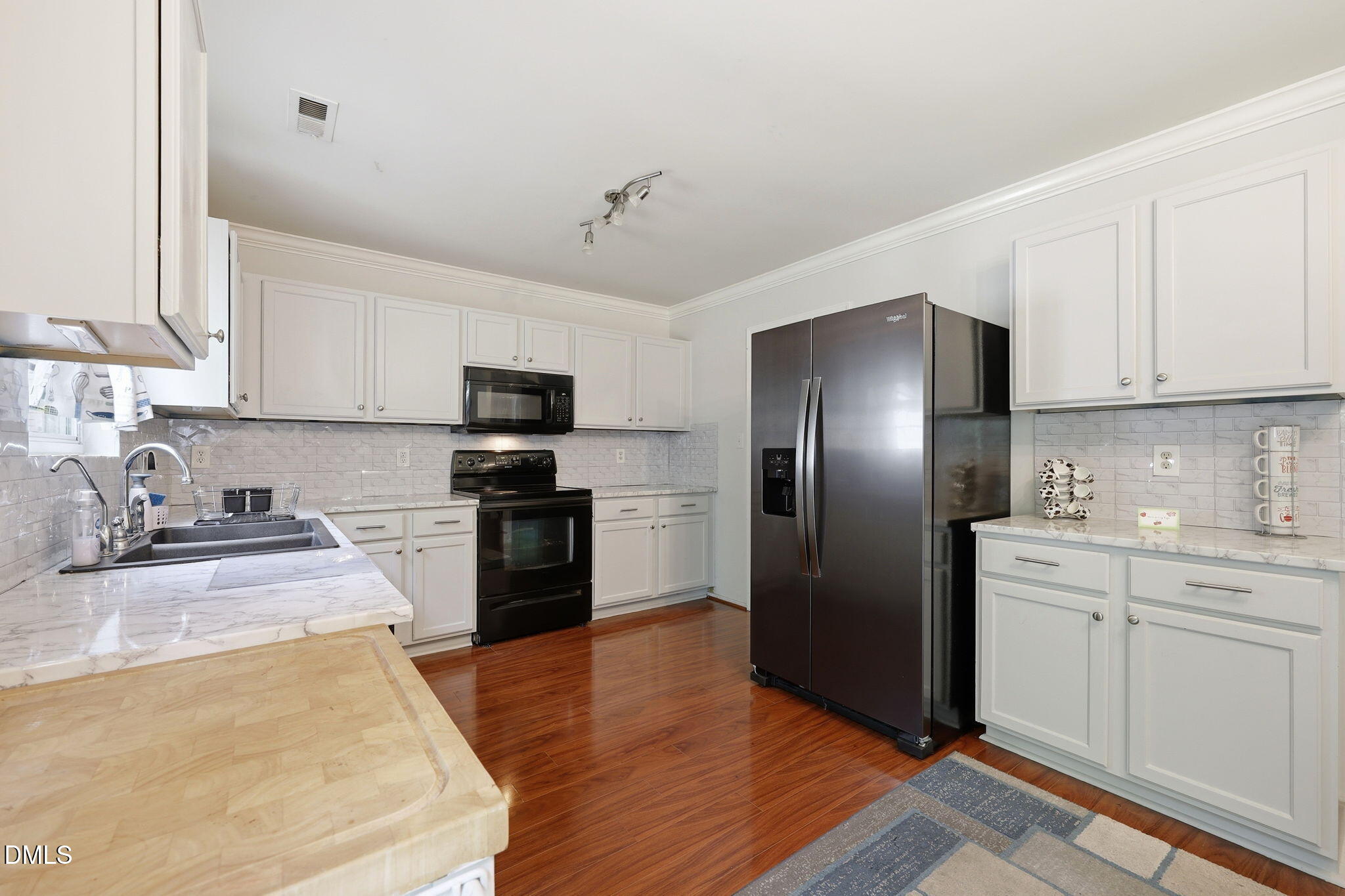5433 Thunderidge Drive Property Photo 15