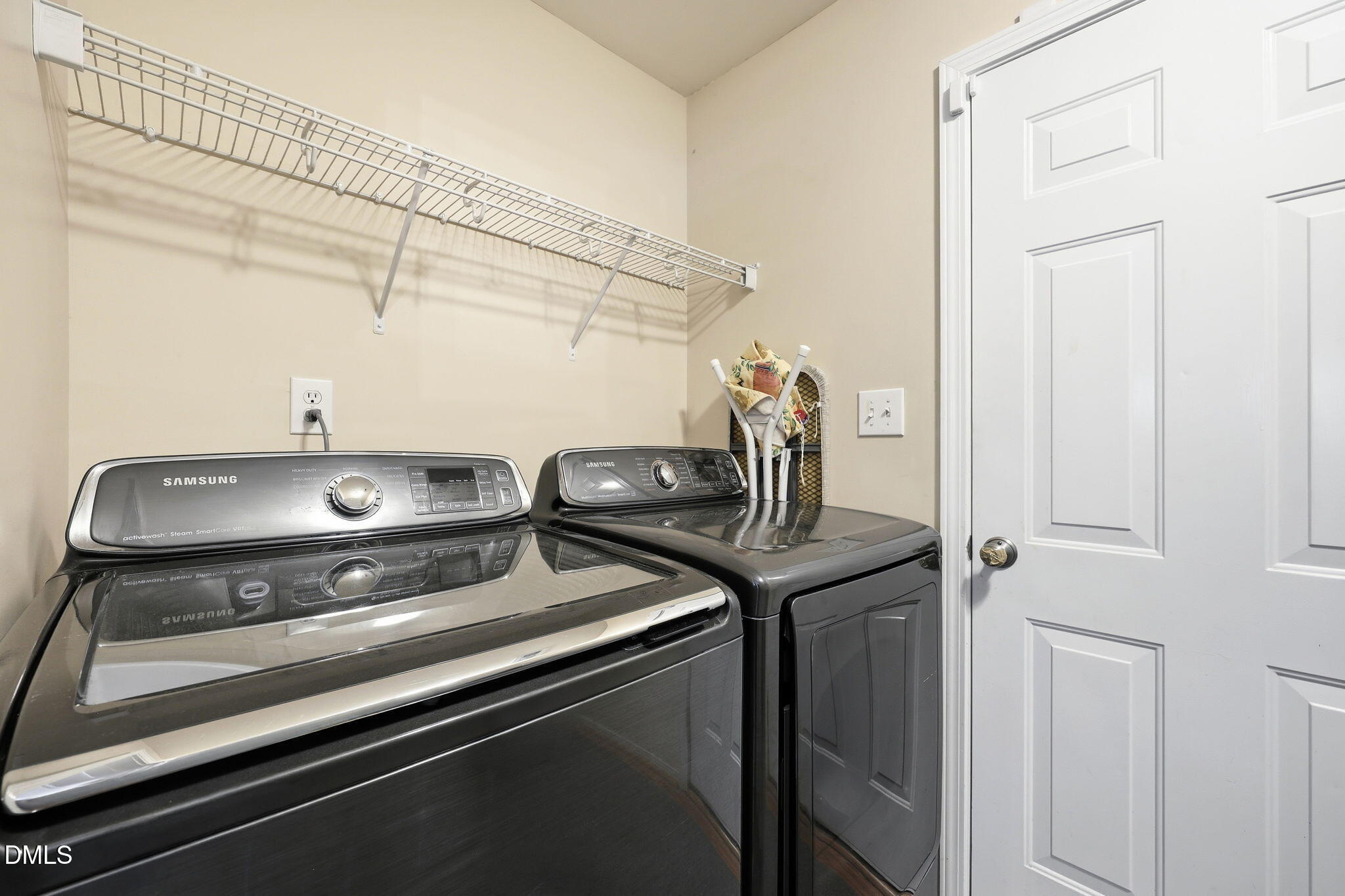 5433 Thunderidge Drive Property Photo 18
