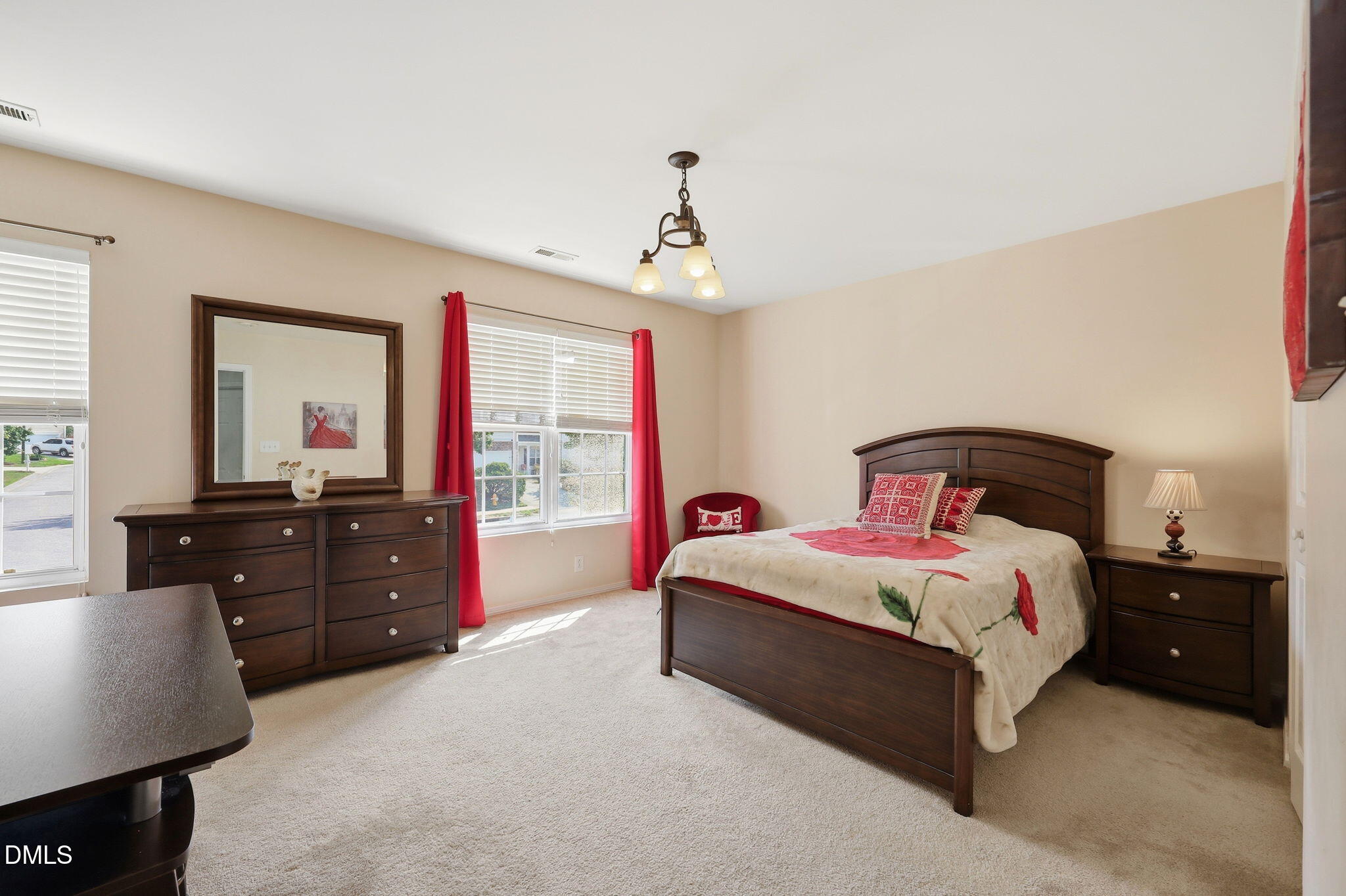 5433 Thunderidge Drive Property Photo 19