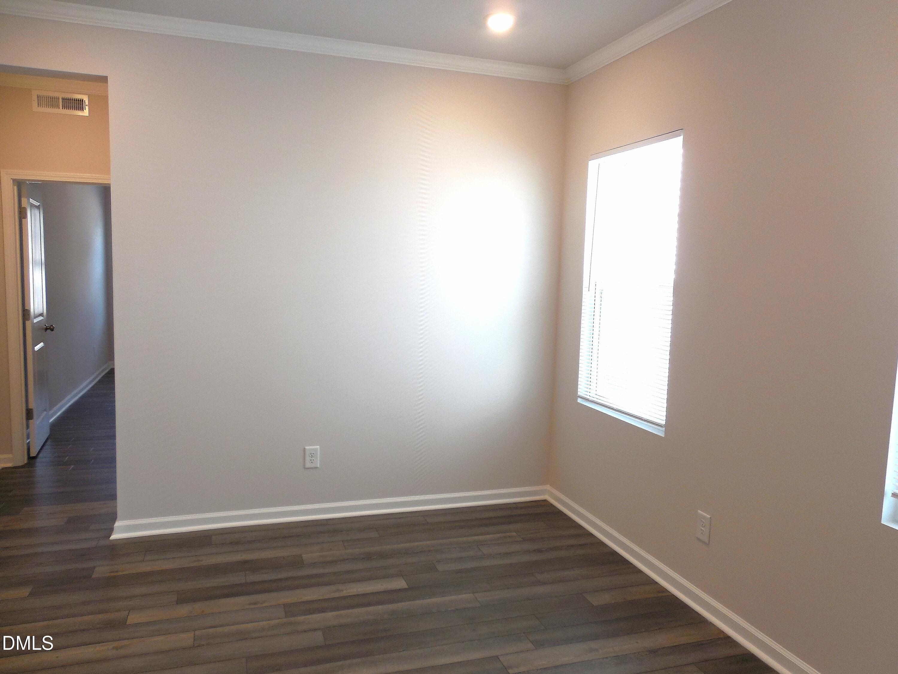 1003 Sora Way Property Photo 7