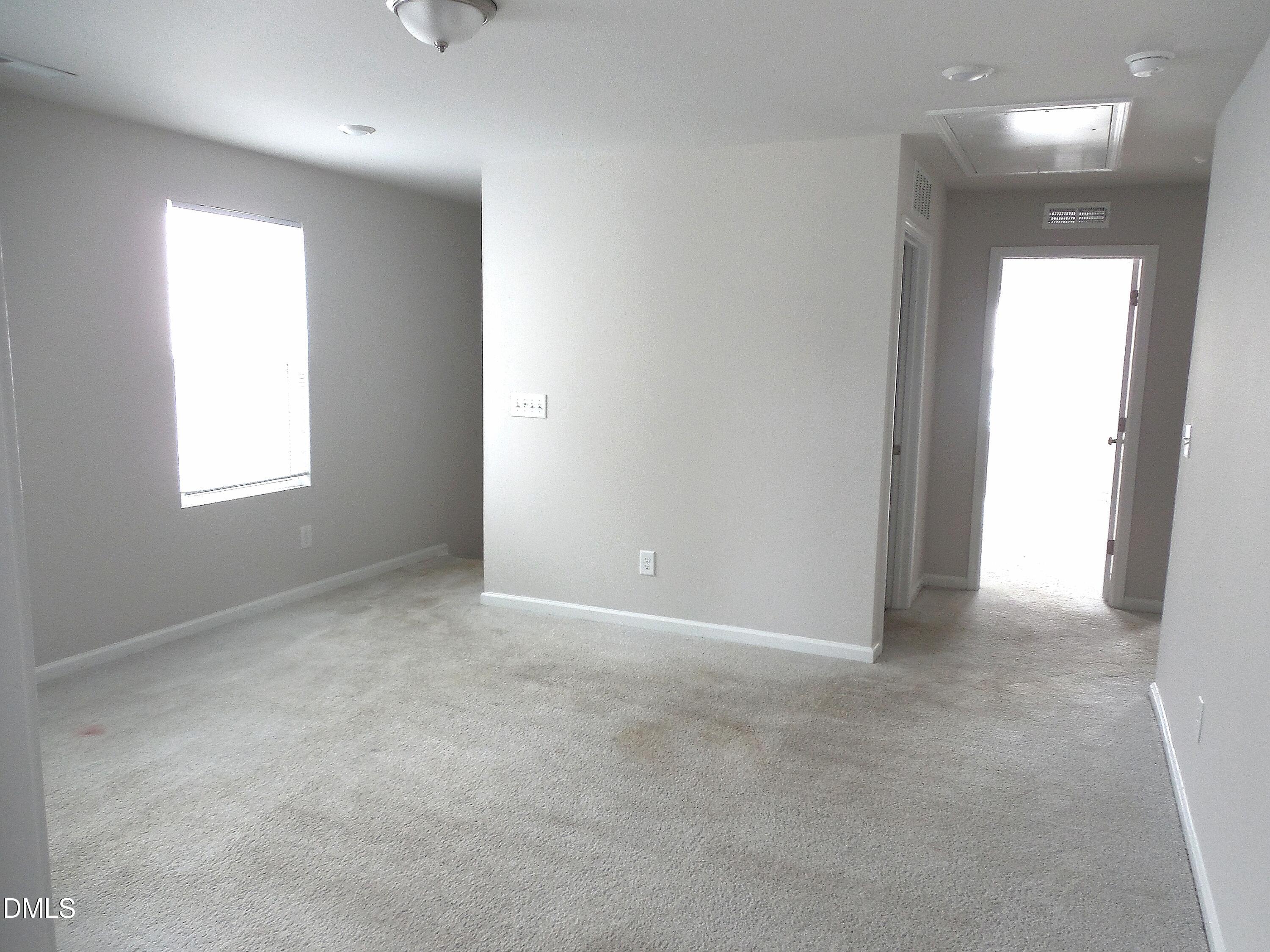1003 Sora Way Property Photo 12