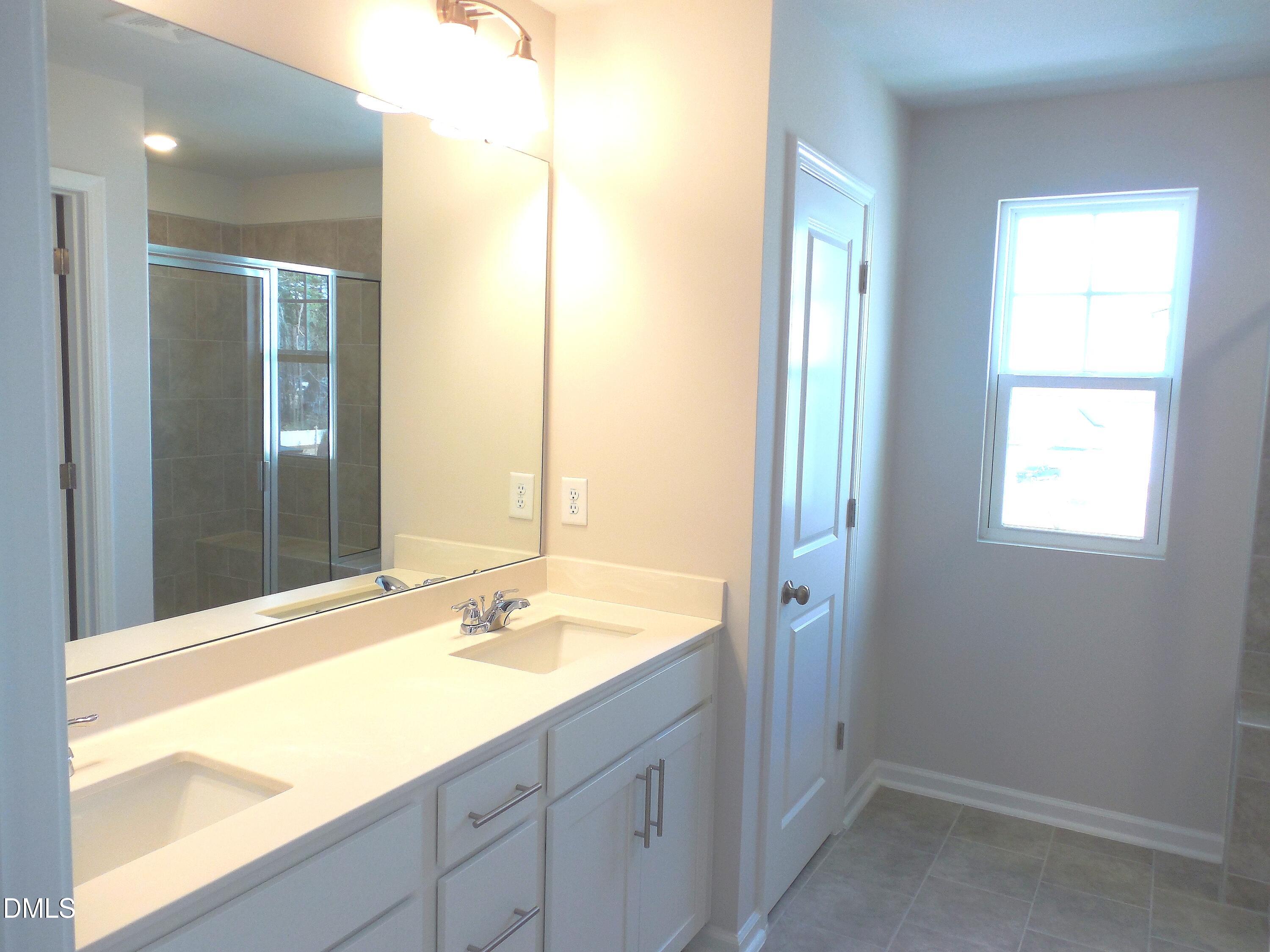 1003 Sora Way Property Photo 16