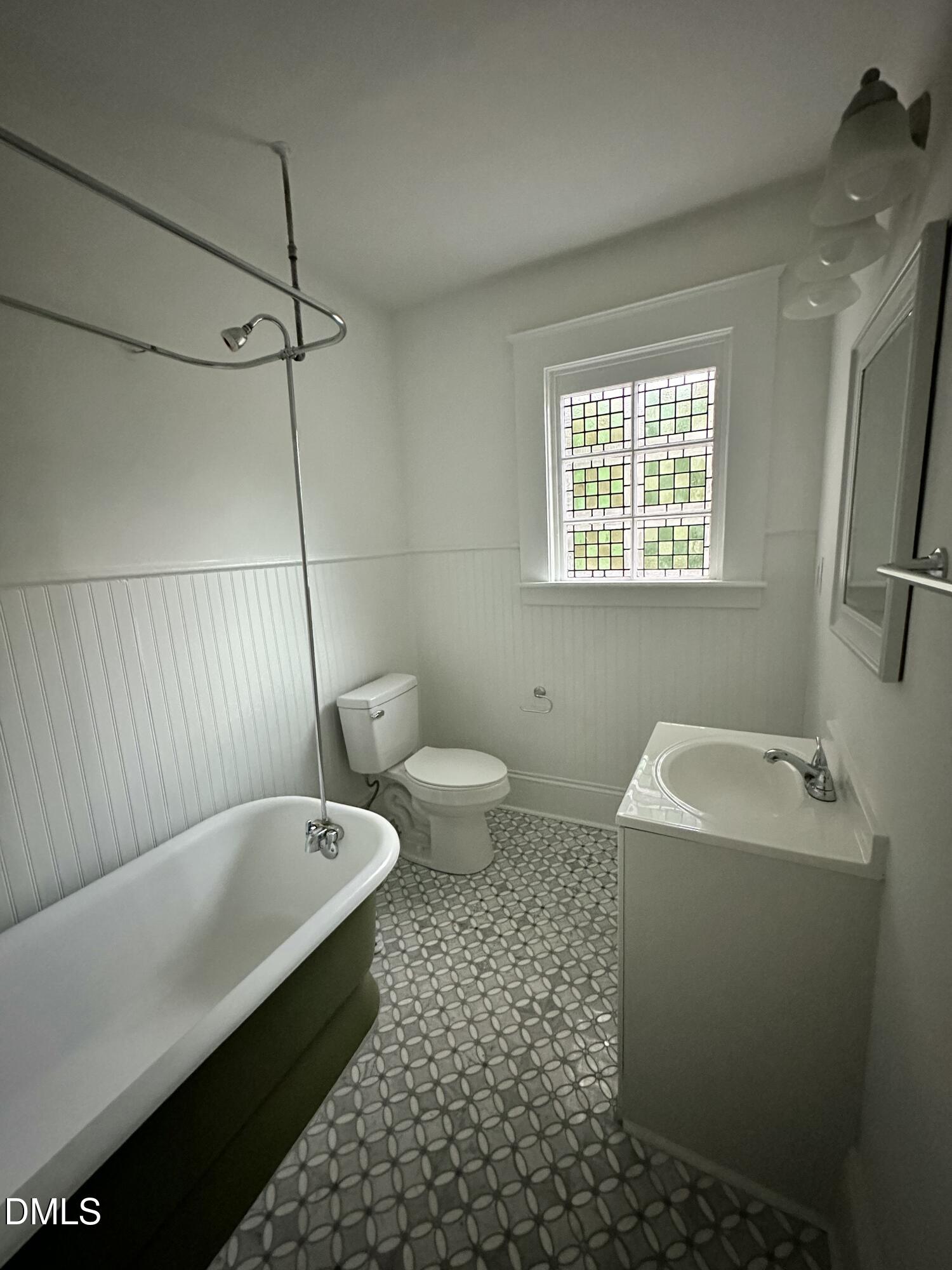 1110 Glenwood Avenue Property Photo 34