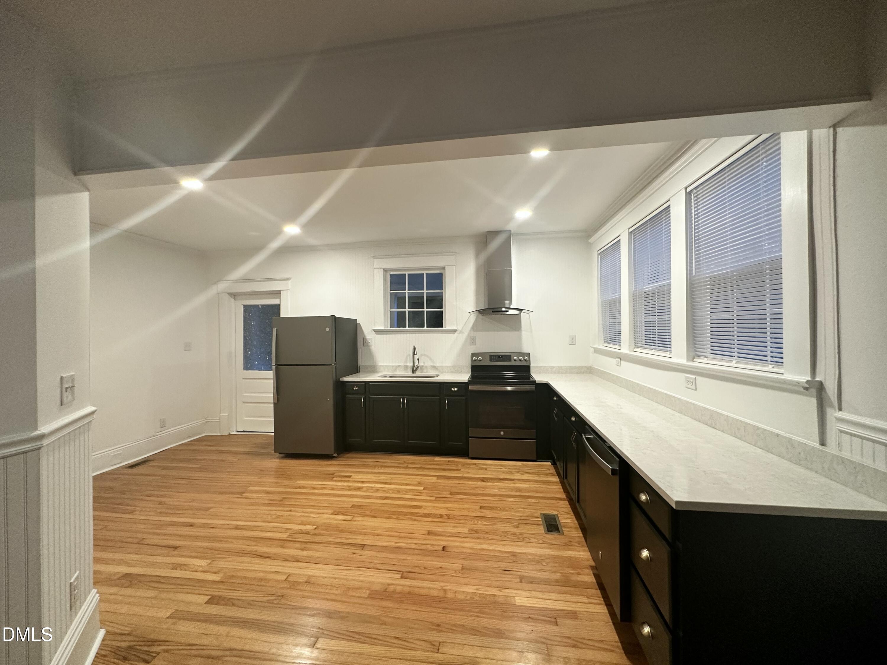 1110 Glenwood Avenue Property Photo 48