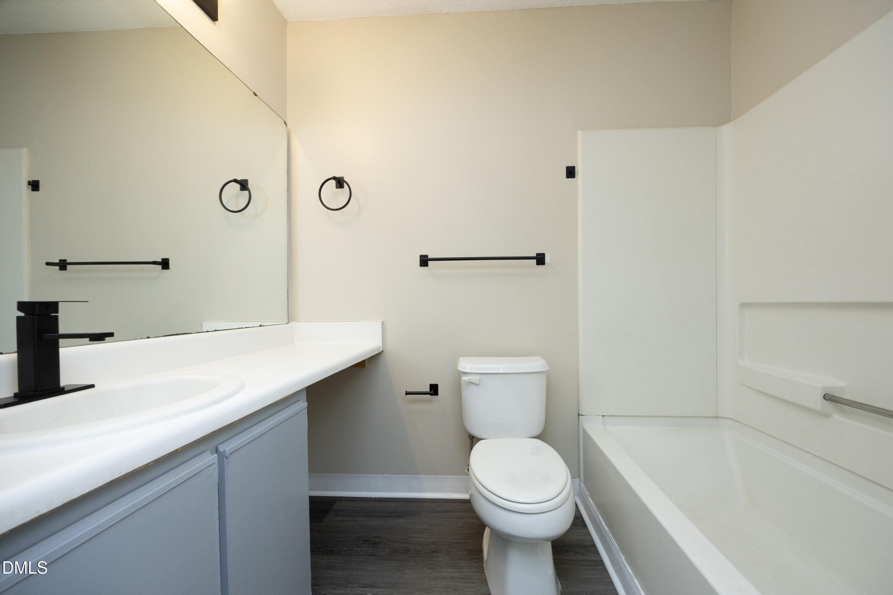 1231 University Court 104 Property Photo 16