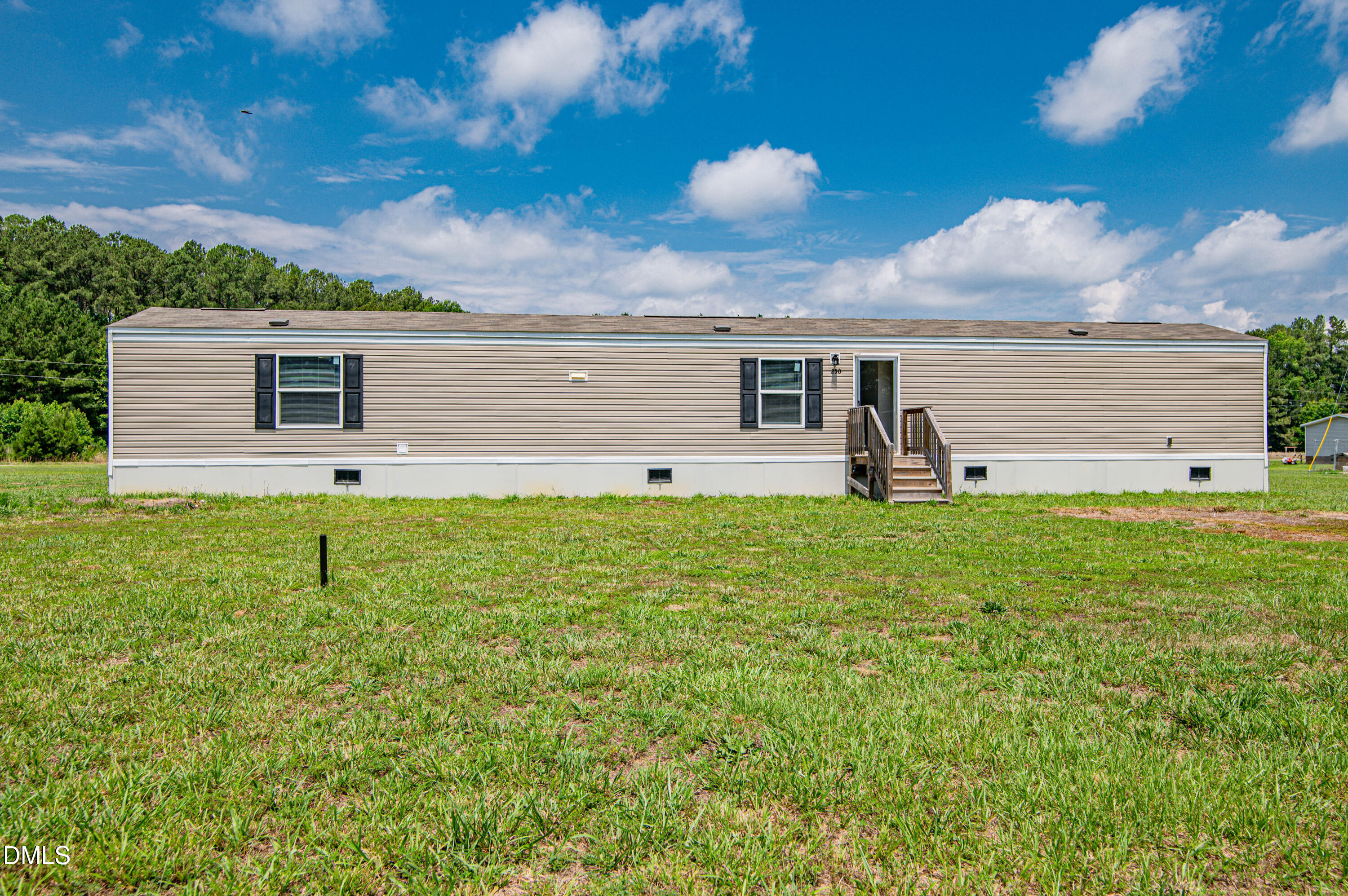 250 Meadow Drive Property Photo 1