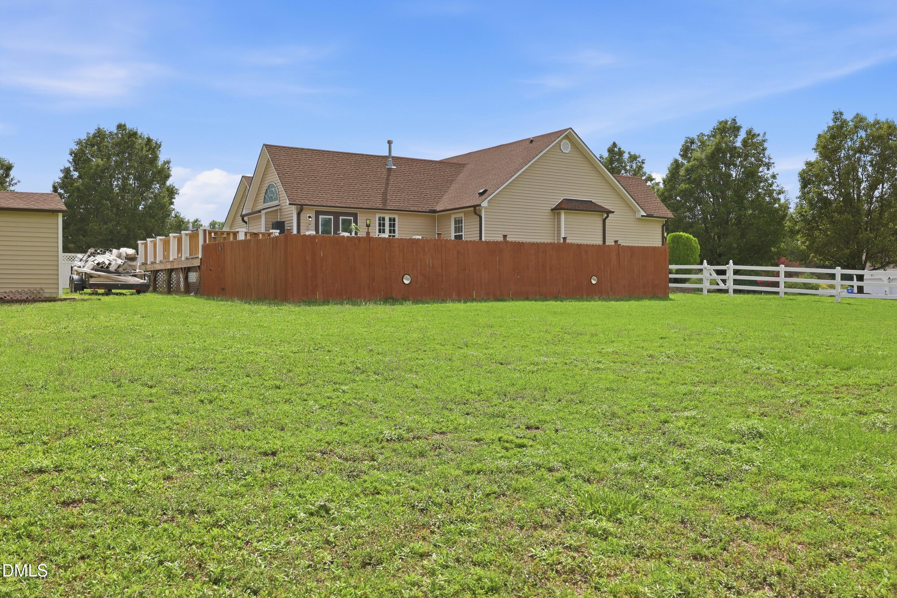 101 Aspen Circle Property Photo 39