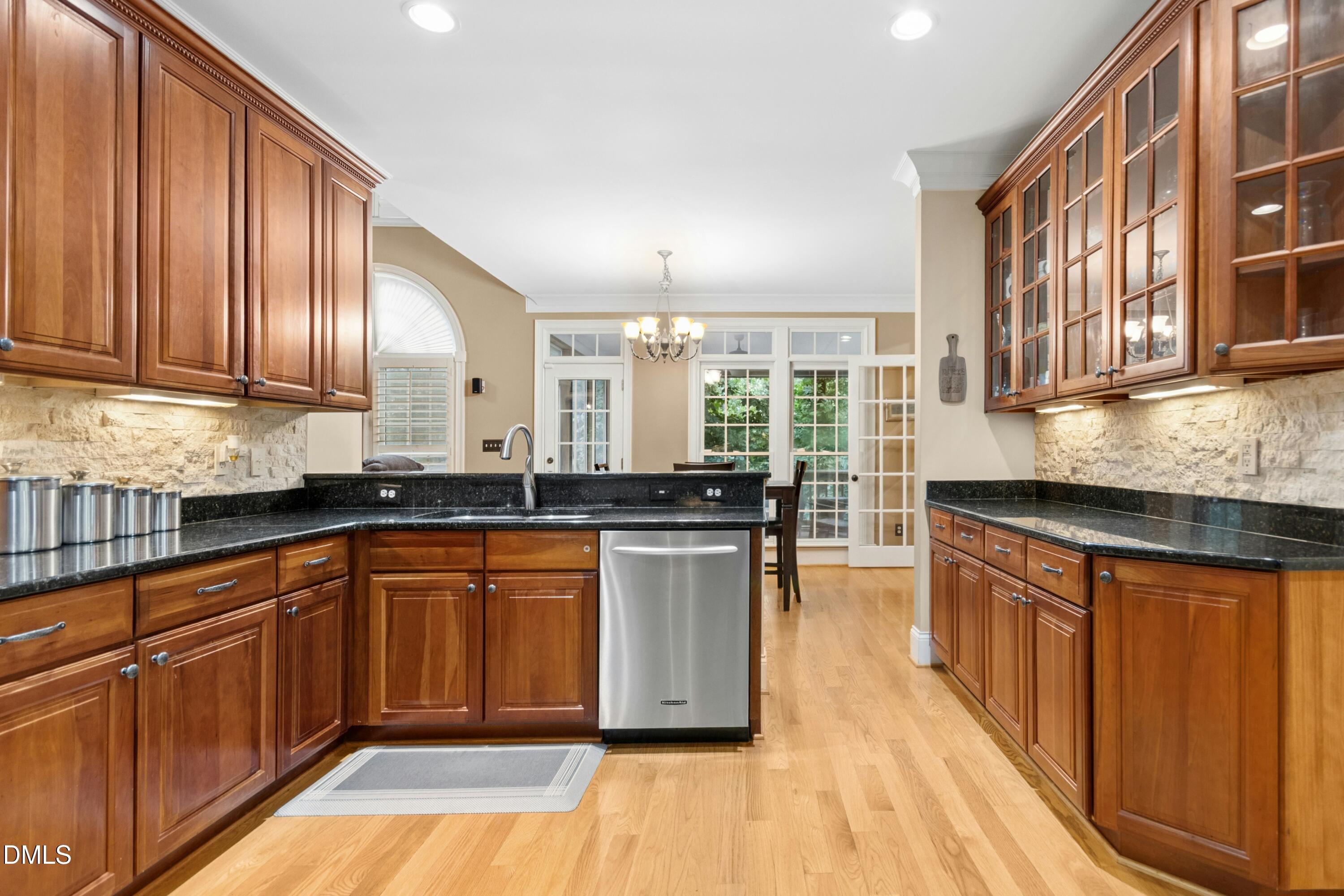 8004 Knebford Circle Property Photo 7