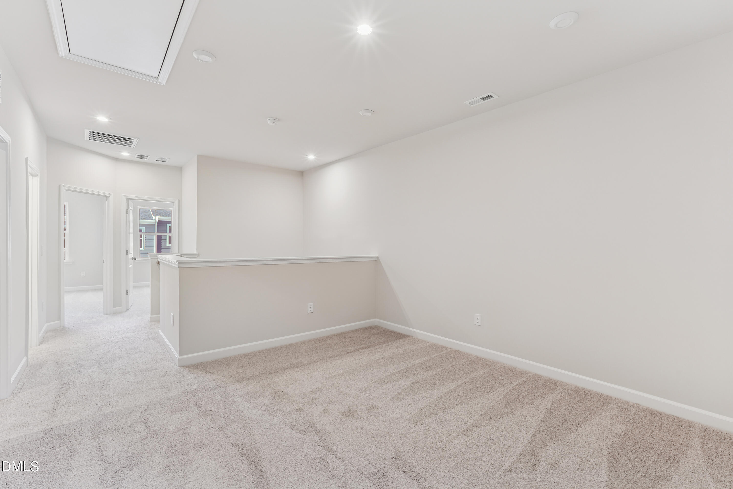 209 Solaire Alley Property Photo 8