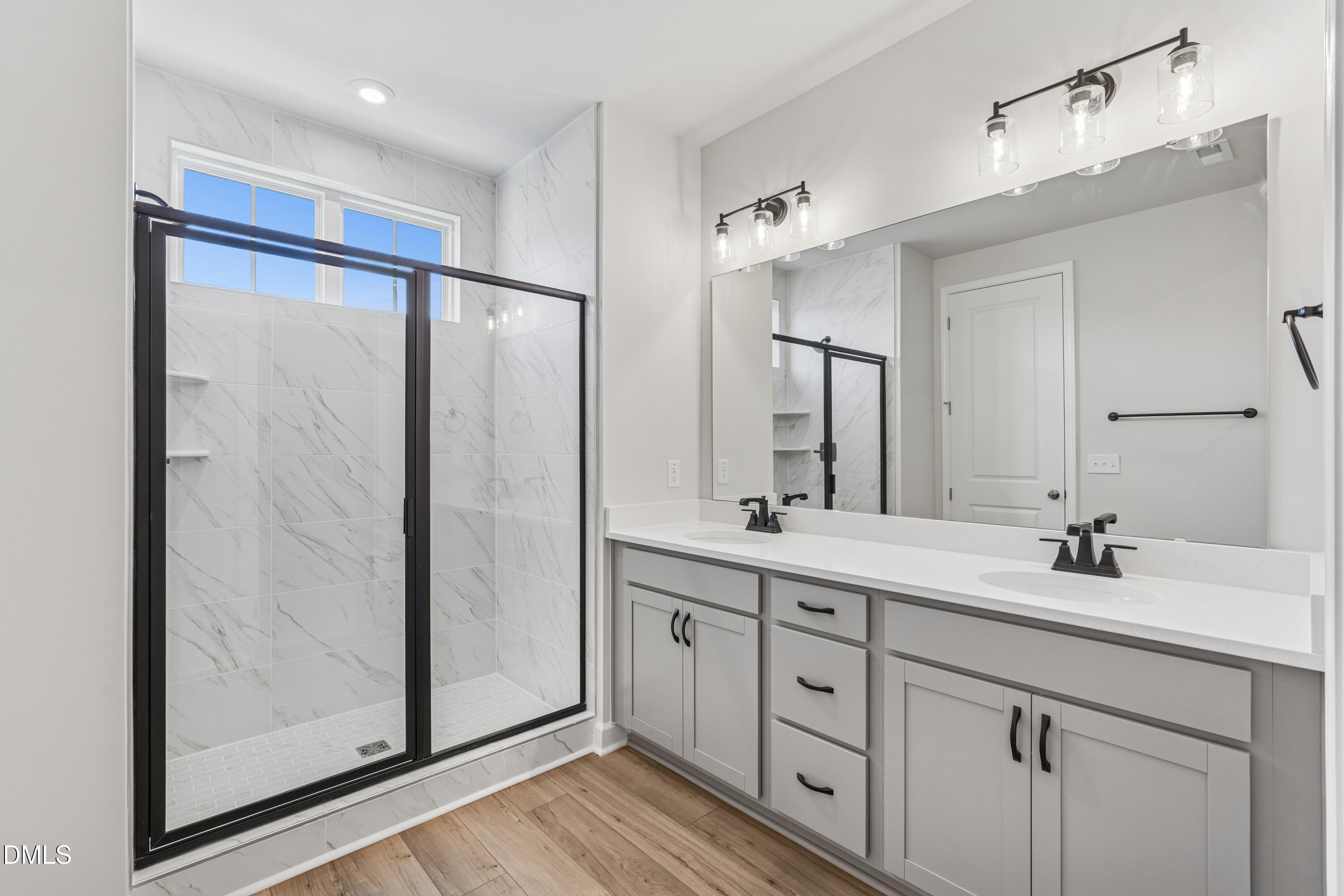 209 Solaire Alley Property Photo 10