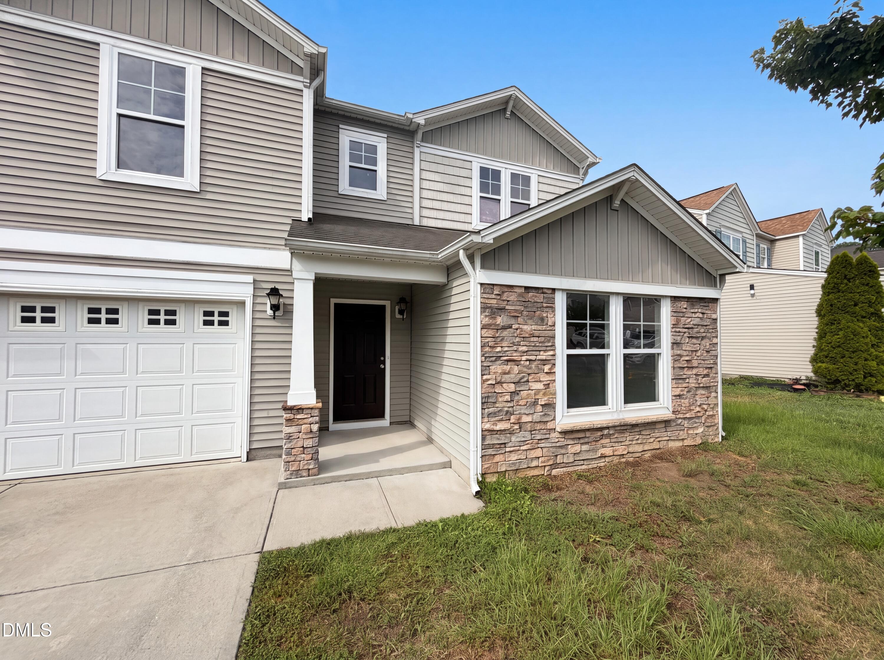 6845 Horseback Lane Property Photo 1