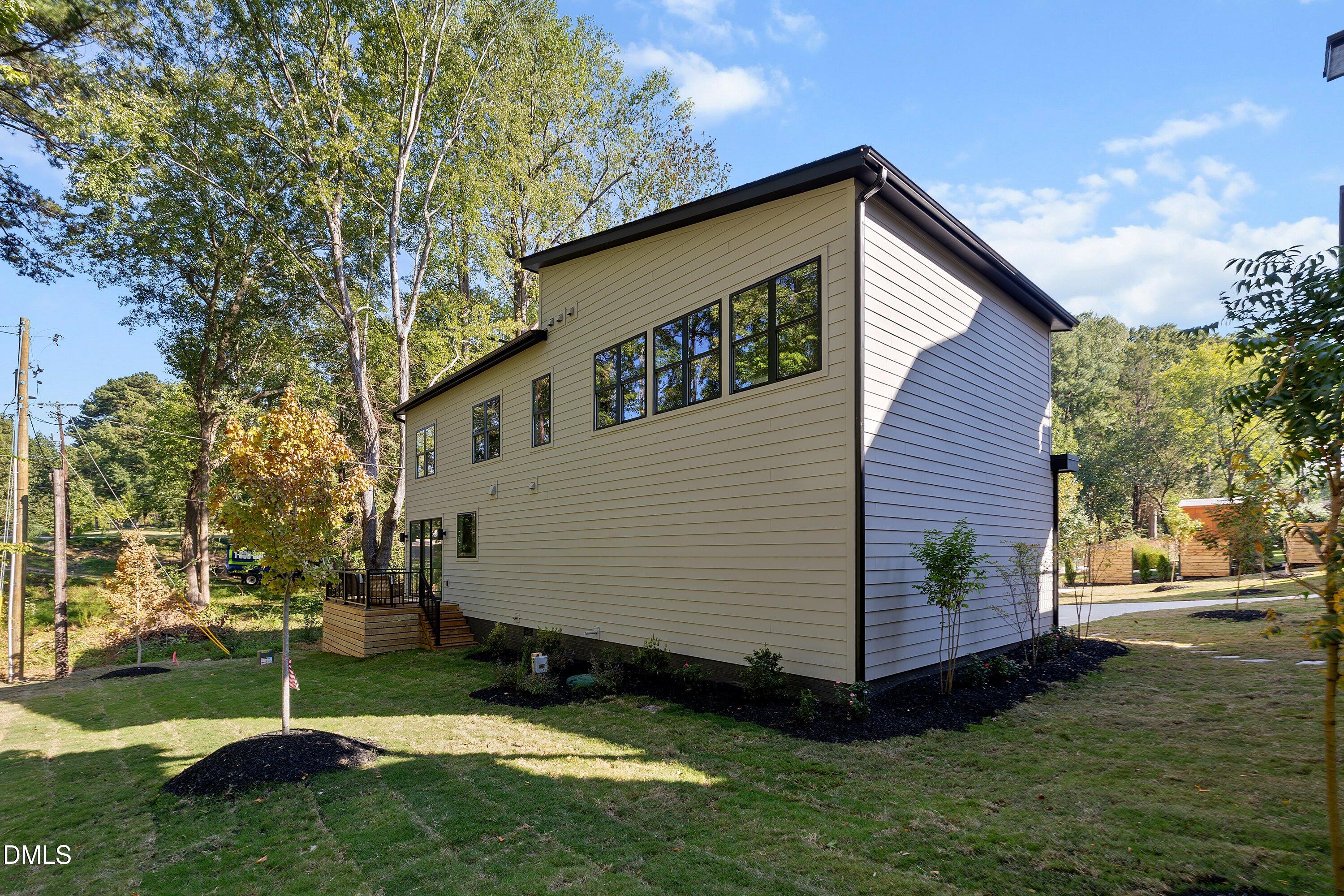 1101 Elmira Avenue C Property Photo 53