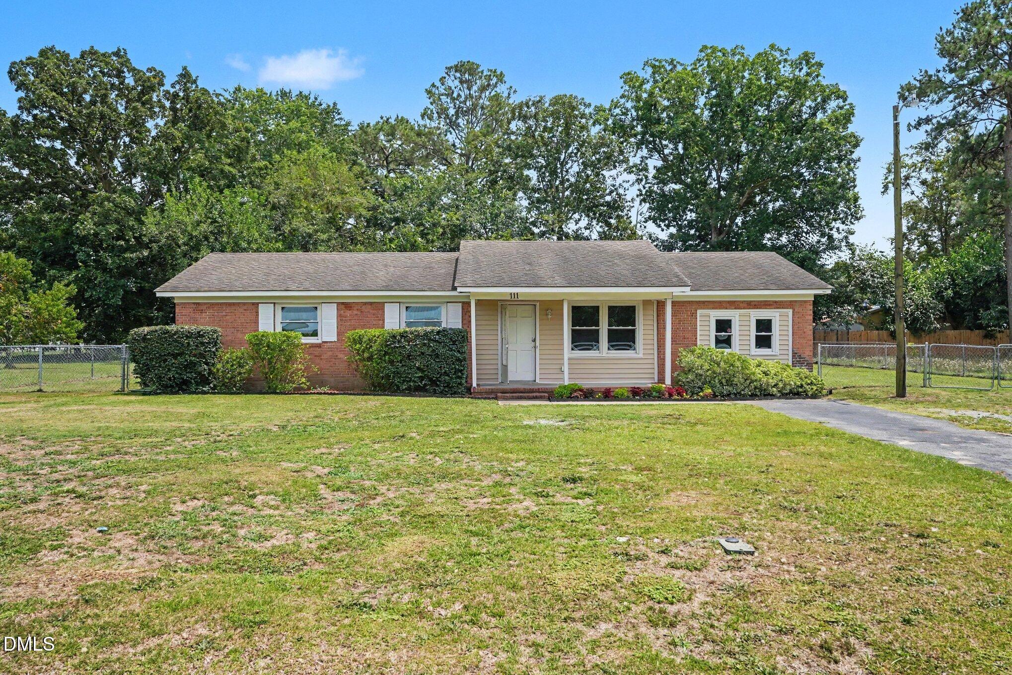 111 Fox Drive Property Photo 1