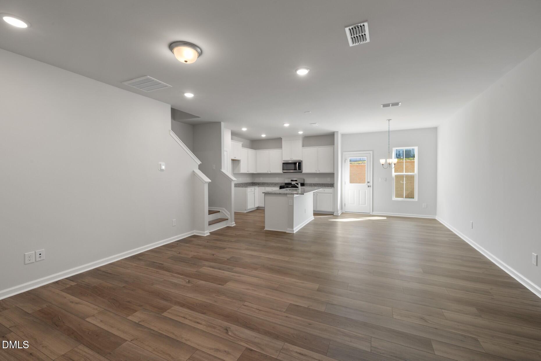 1242 Jensen Road Property Photo 2
