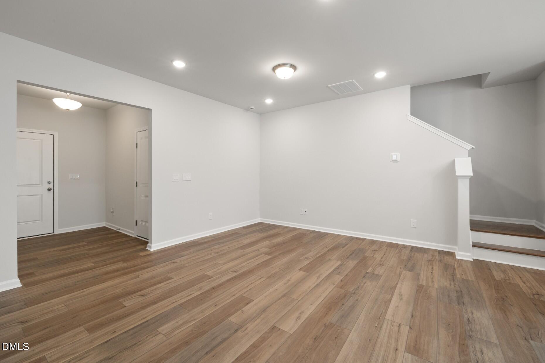 1242 Jensen Road Property Photo 7