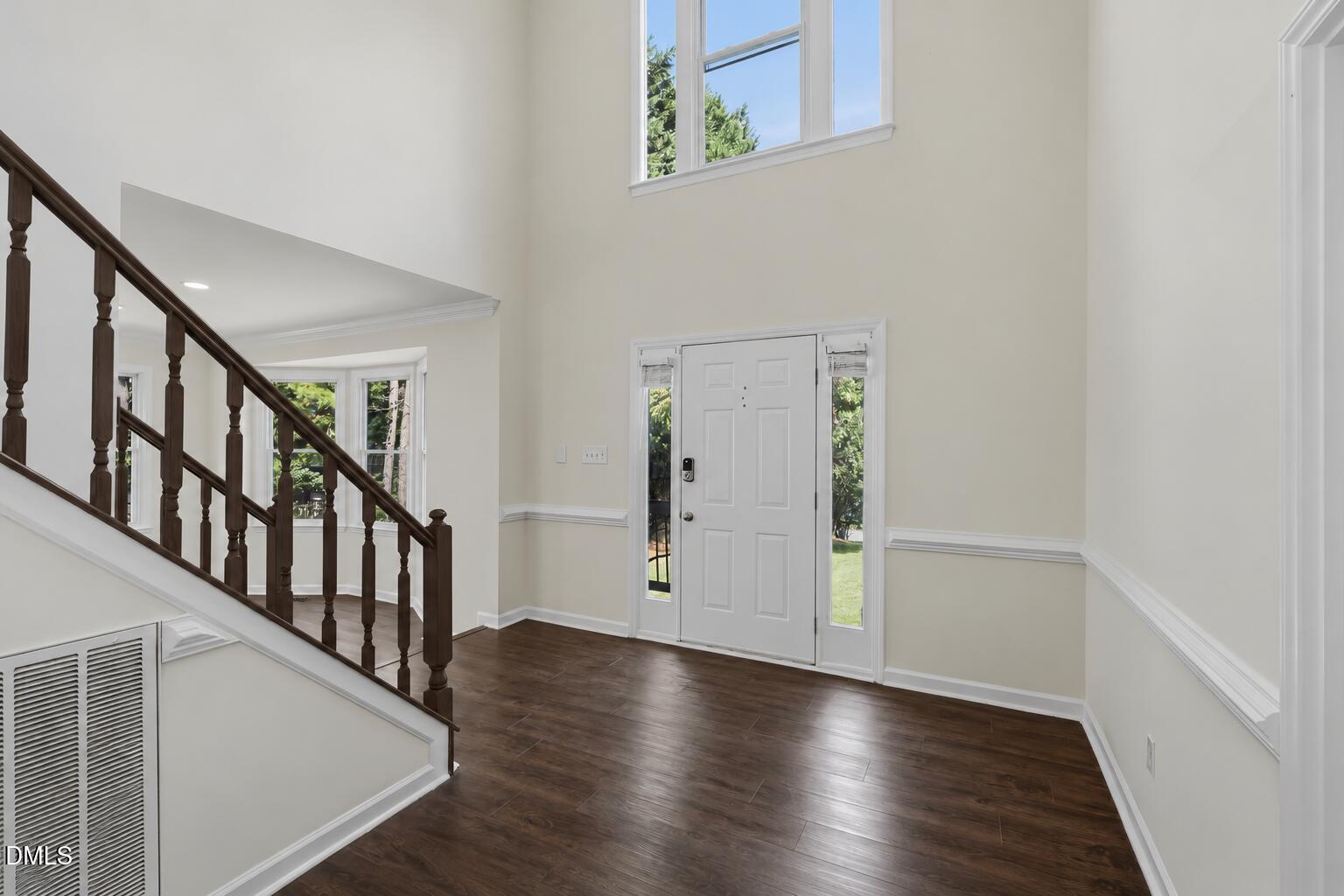 4409 Queenstown Court Property Photo 10