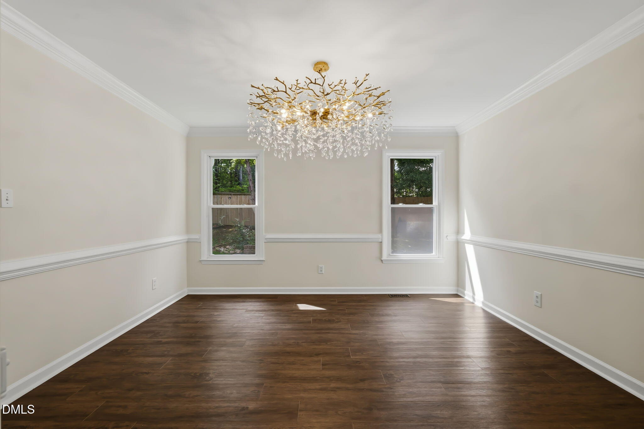4409 Queenstown Court Property Photo 11