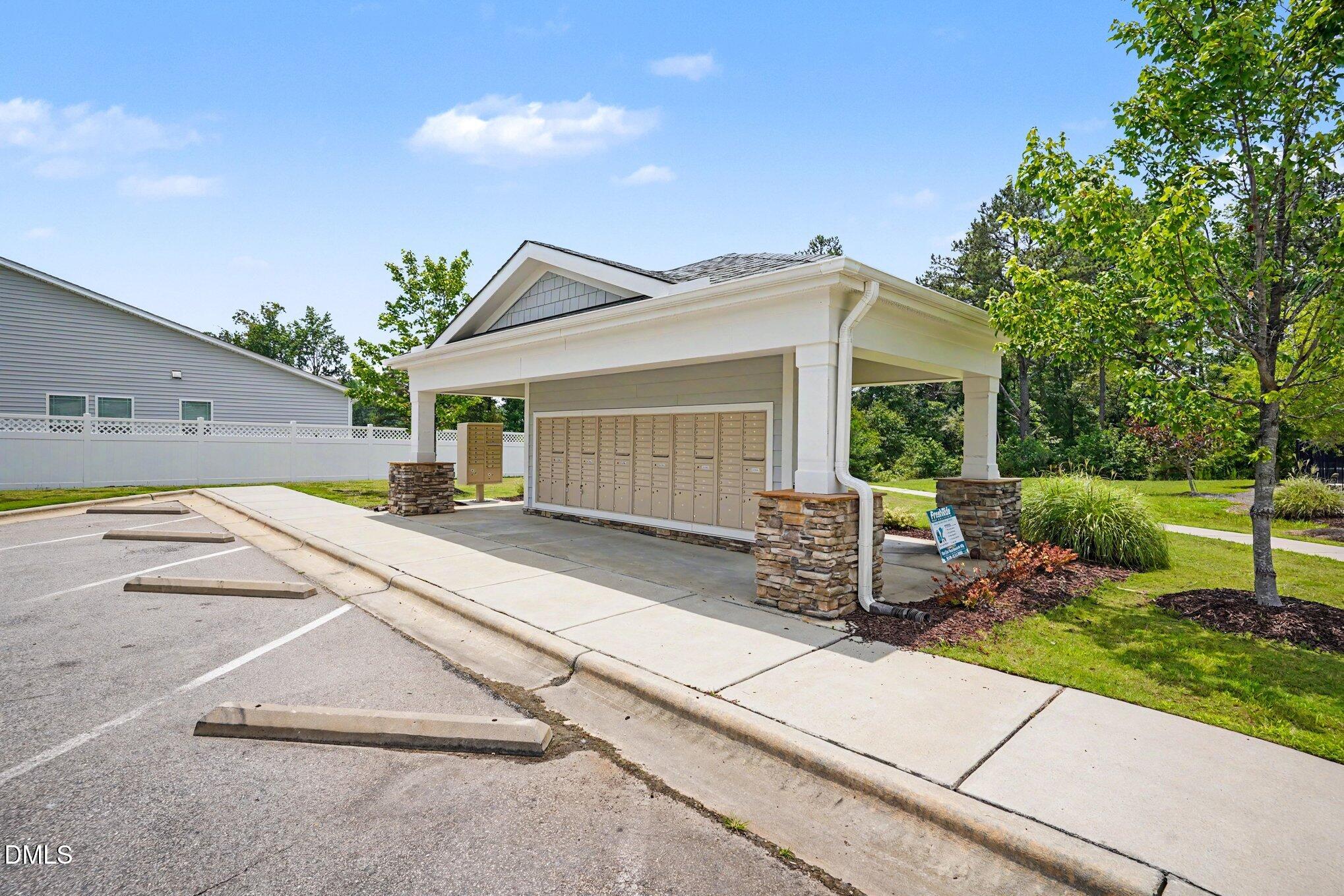 444 Streamliner Boulevard Property Photo 29