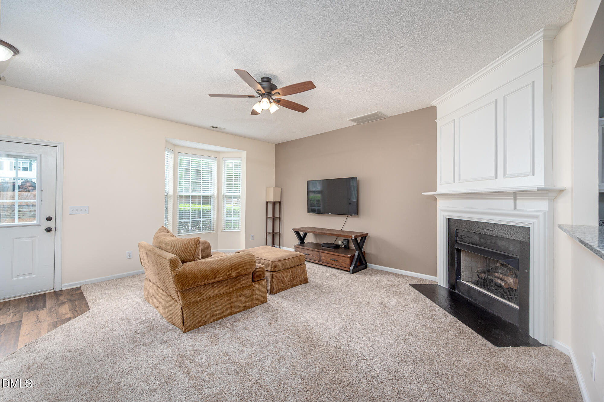 319 Orchard Park Drive Property Photo 8