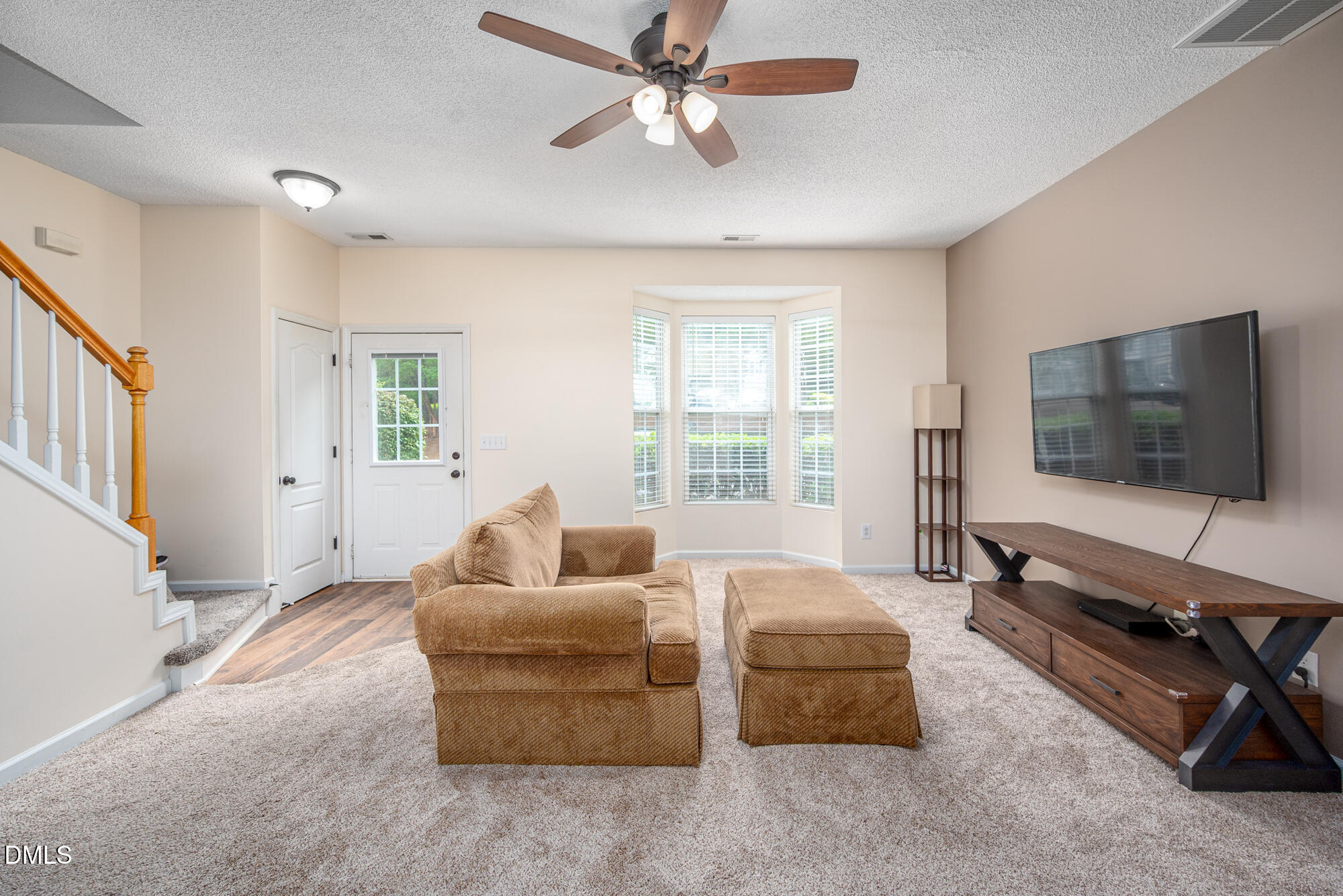 319 Orchard Park Drive Property Photo 10