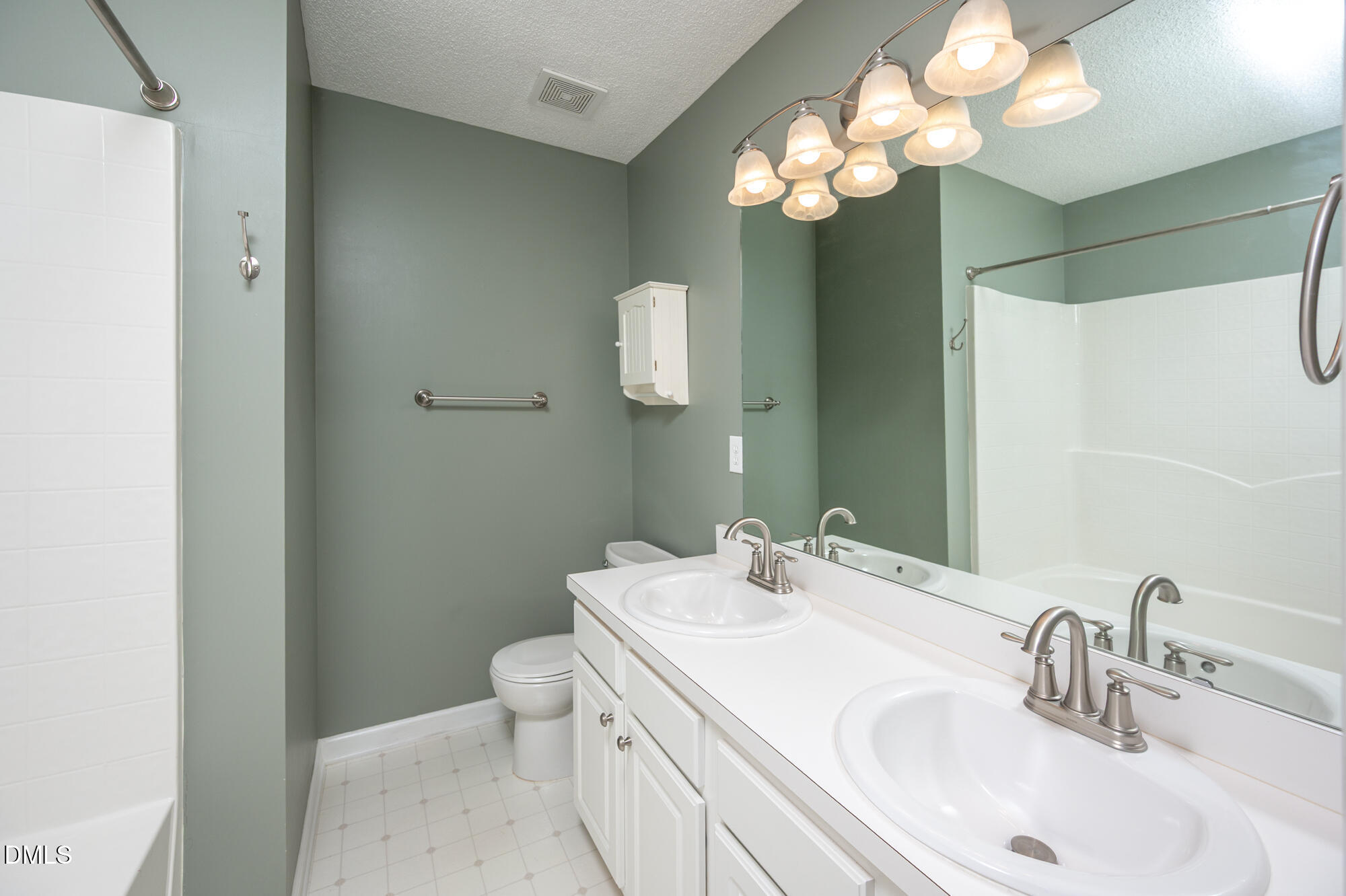 319 Orchard Park Drive Property Photo 26