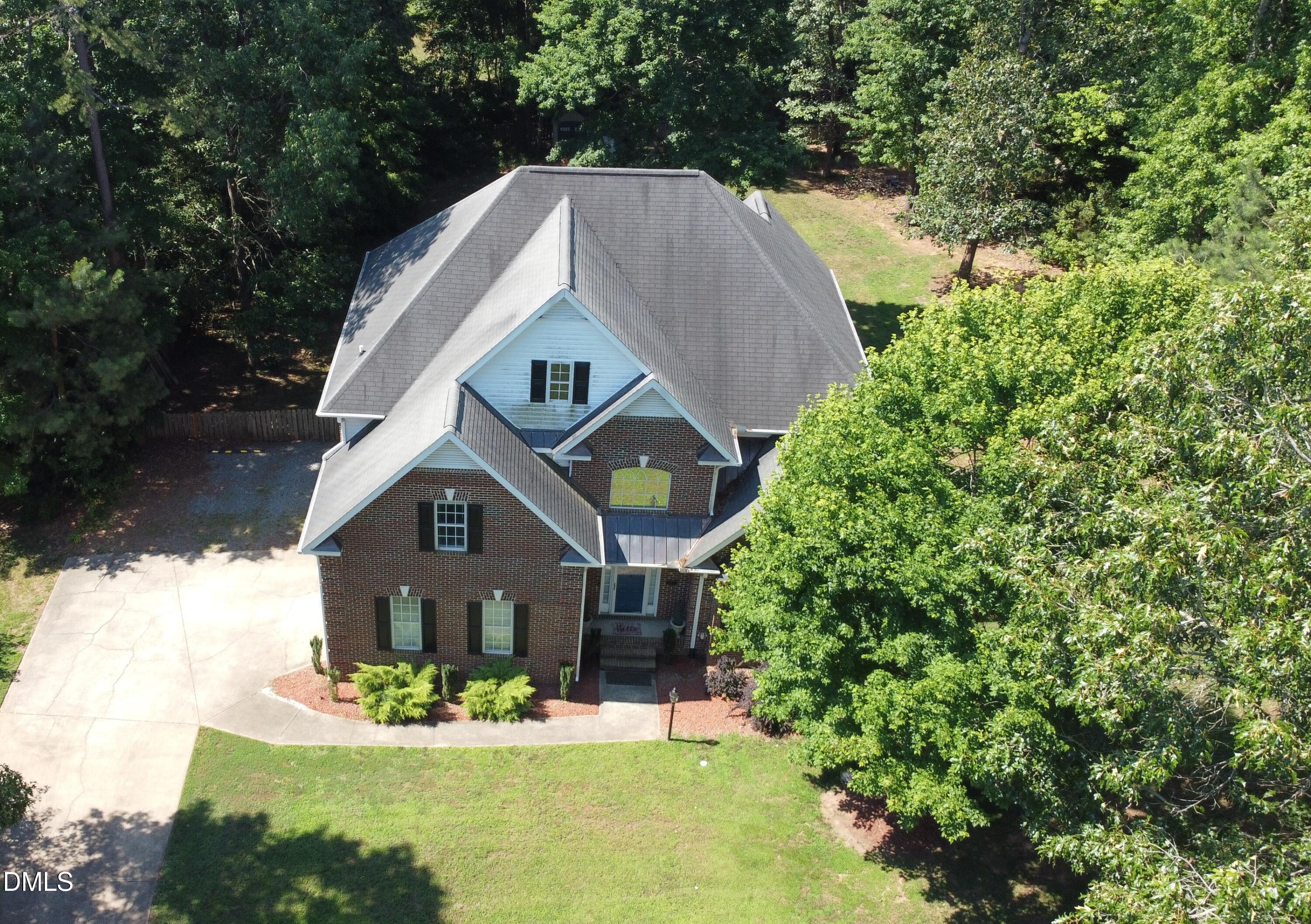 421 Cricket Hearth Road Property Photo 1
