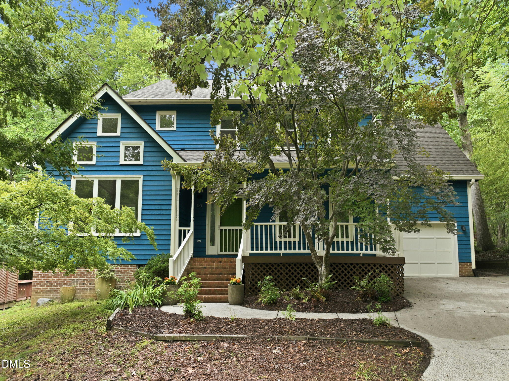 121 Waverly Forest Lane