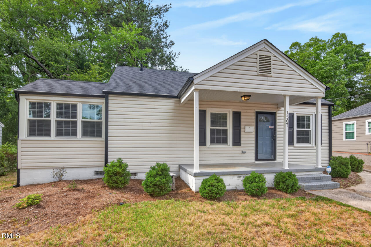 1507 Robinhood Road Property Photo 3
