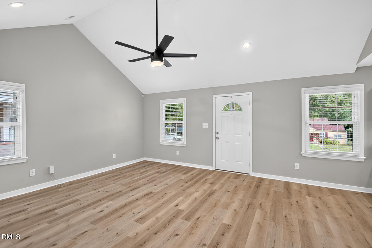 1507 Robinhood Road Property Photo 12