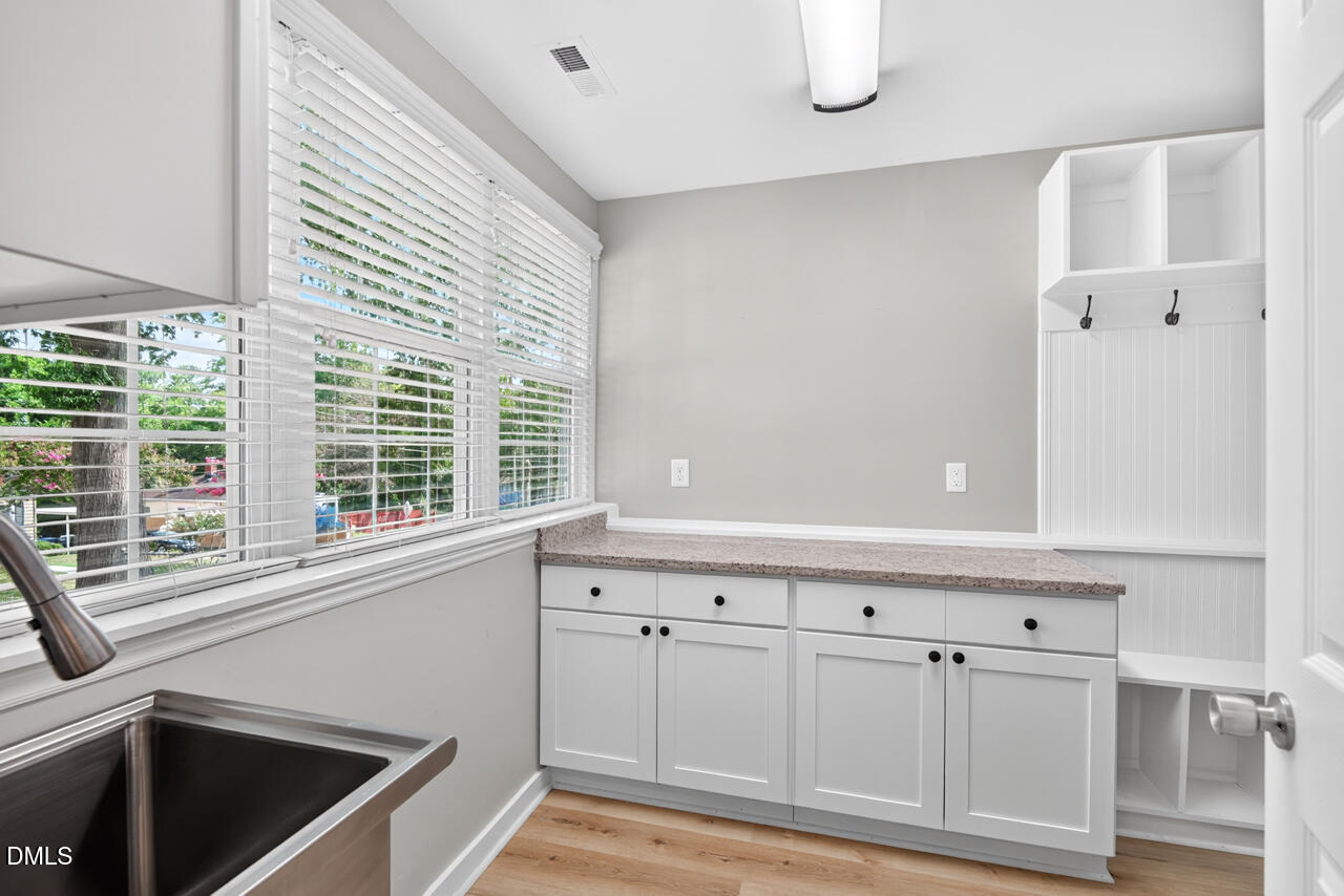 1507 Robinhood Road Property Photo 23