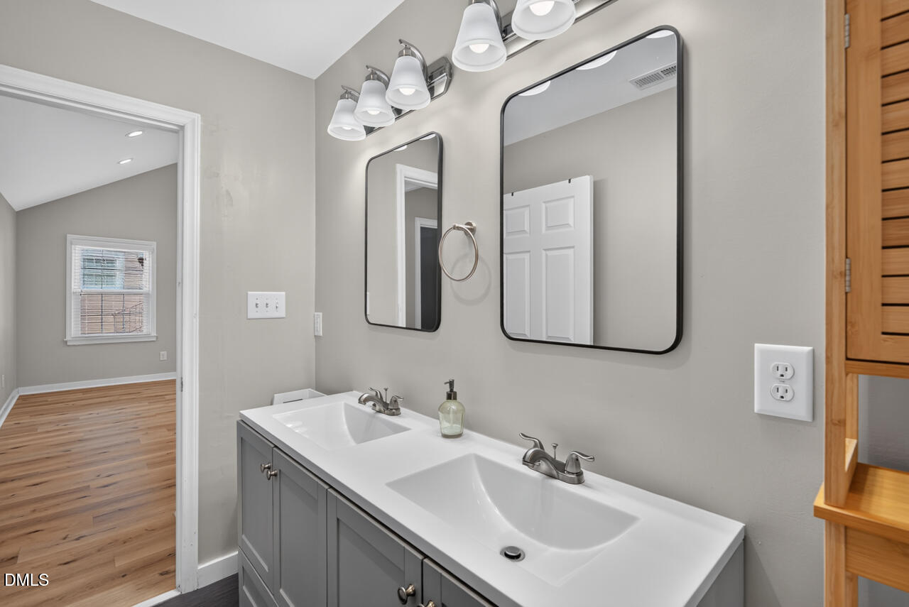 1507 Robinhood Road Property Photo 34
