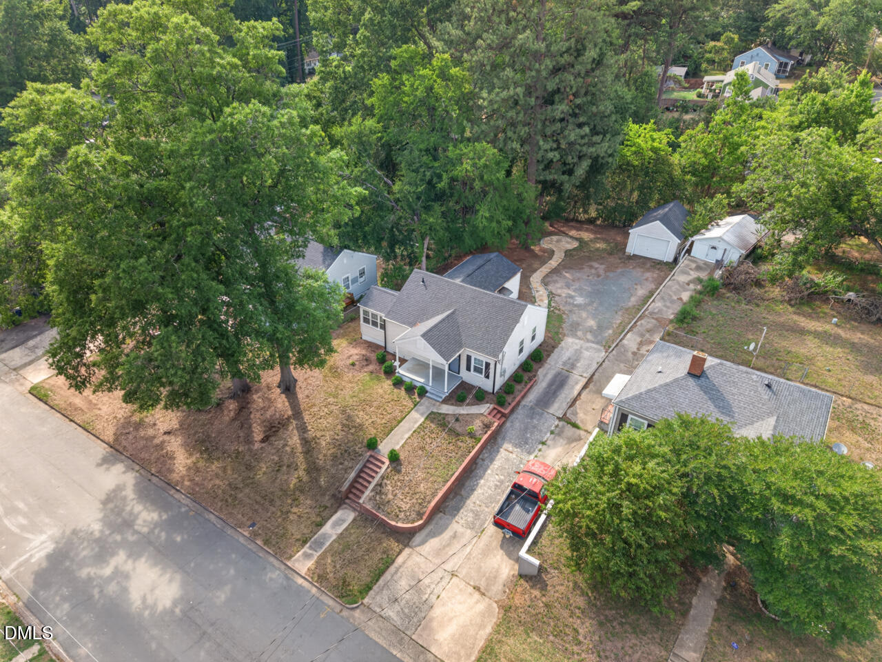1507 Robinhood Road Property Photo 35