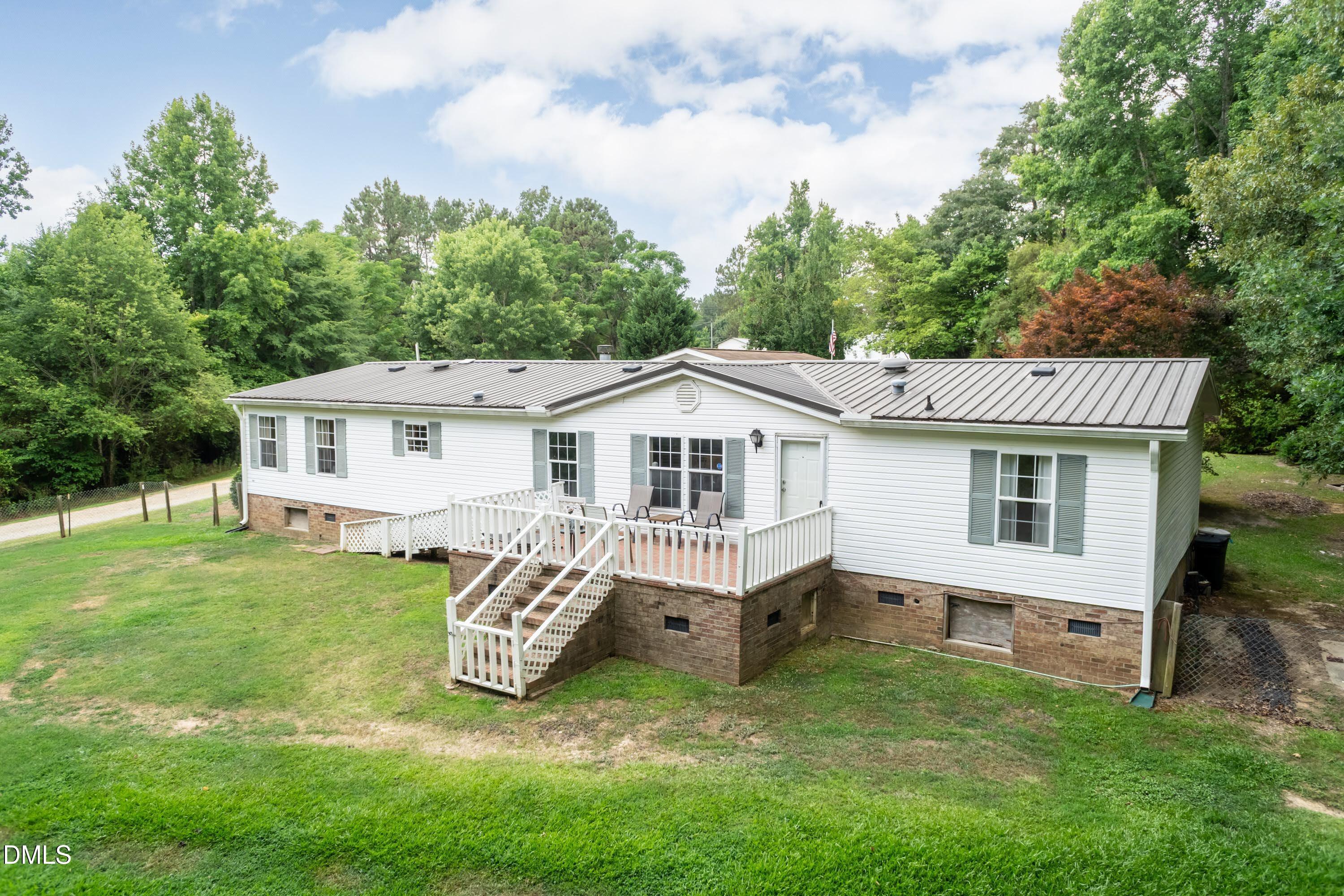 75 Baucom Lane Property Photo 1