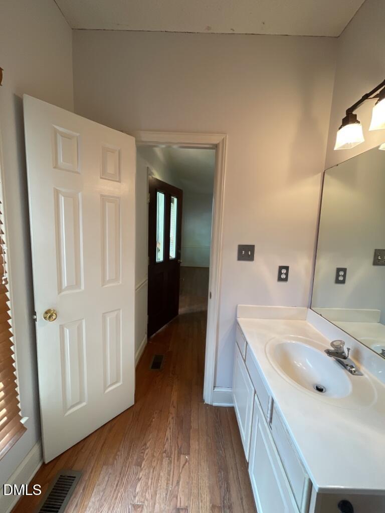 102 Longstock Court Property Photo 9