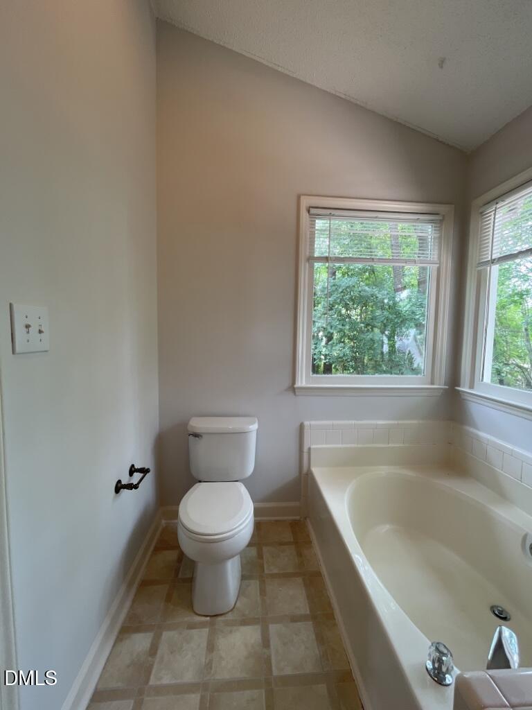 102 Longstock Court Property Photo 12