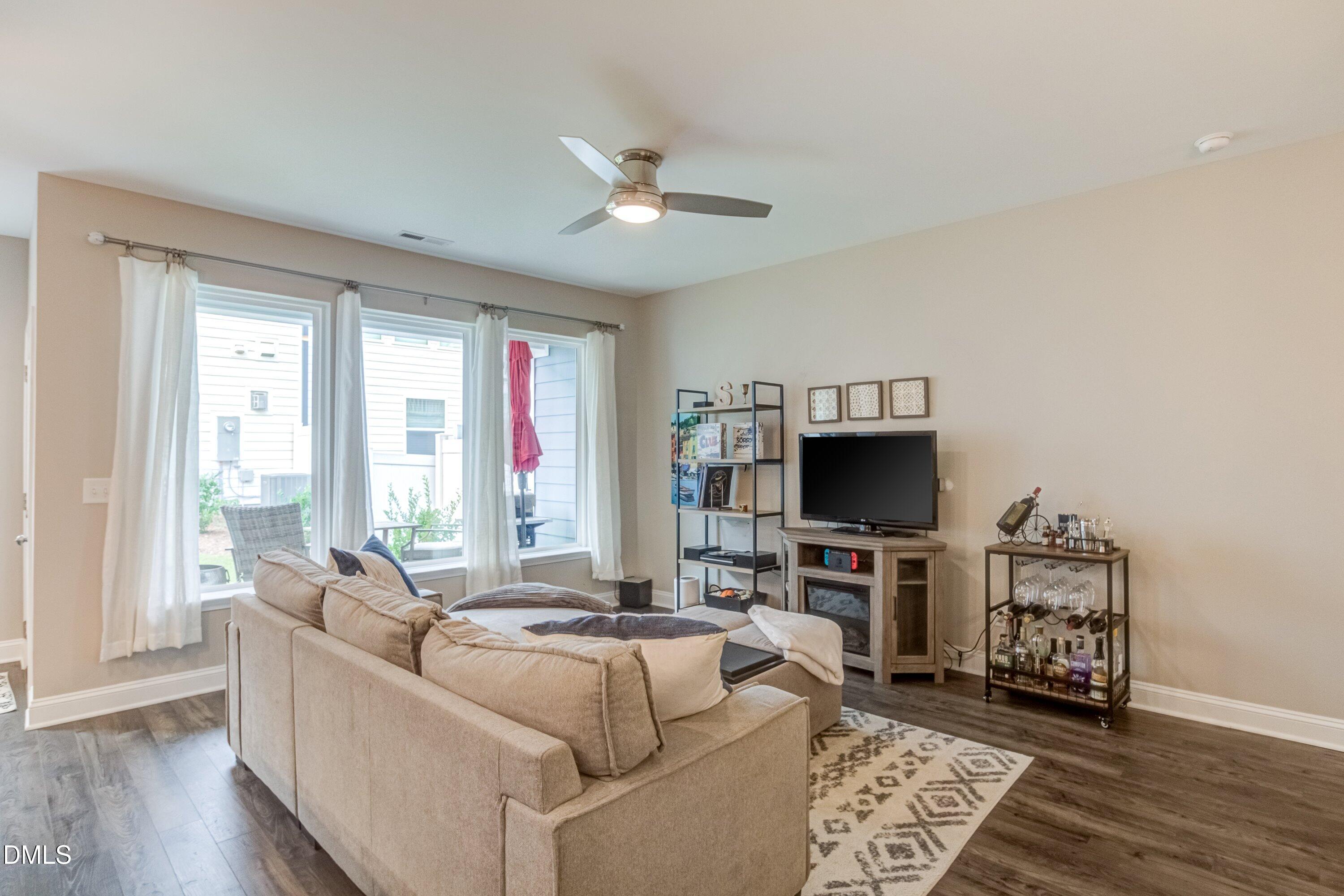 6511 Amber Springs Drive Property Photo 10