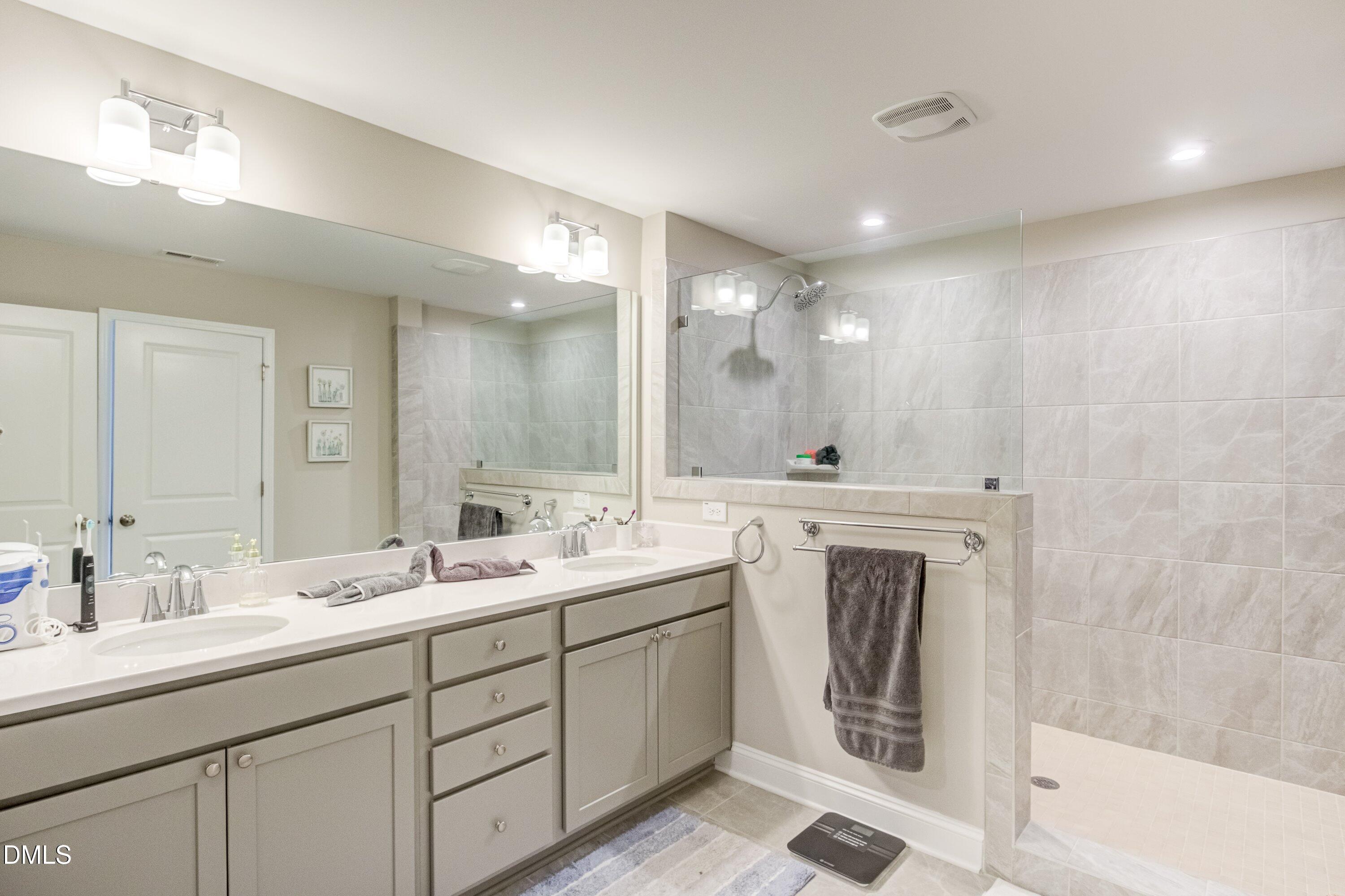 6511 Amber Springs Drive Property Photo 25
