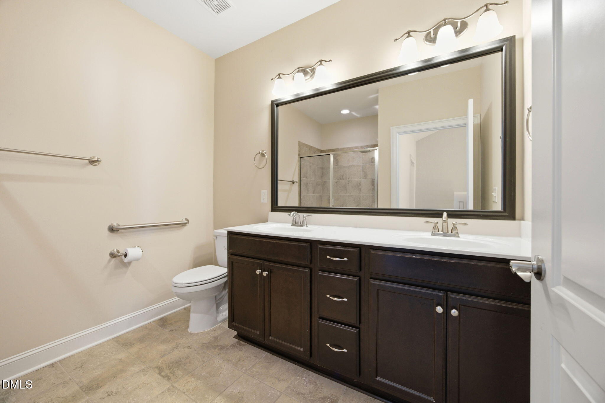 1089 Blue Bird Lane Property Photo 22