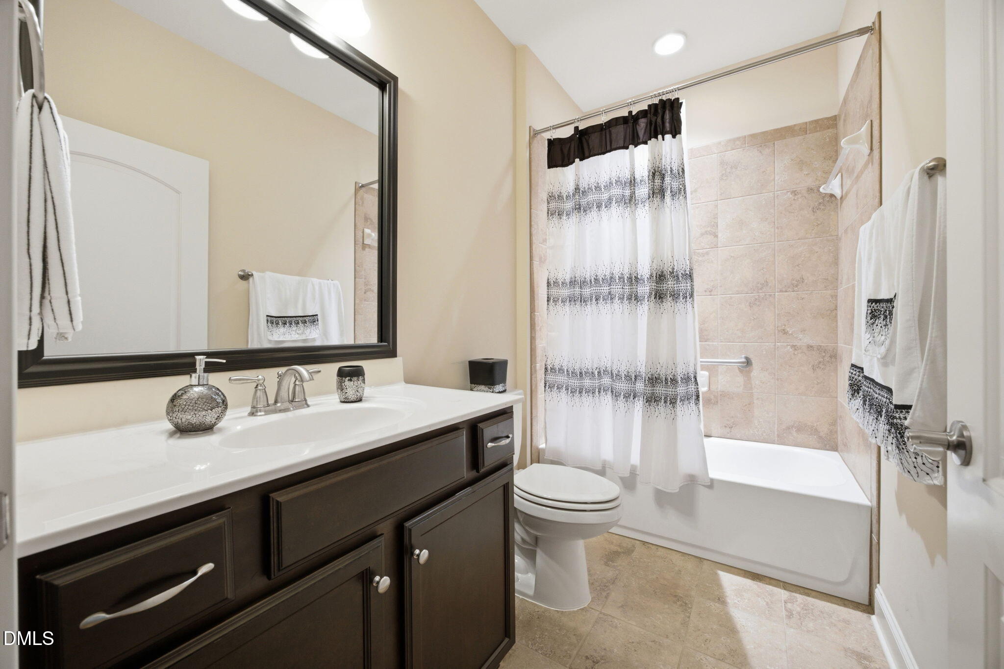 1089 Blue Bird Lane Property Photo 27