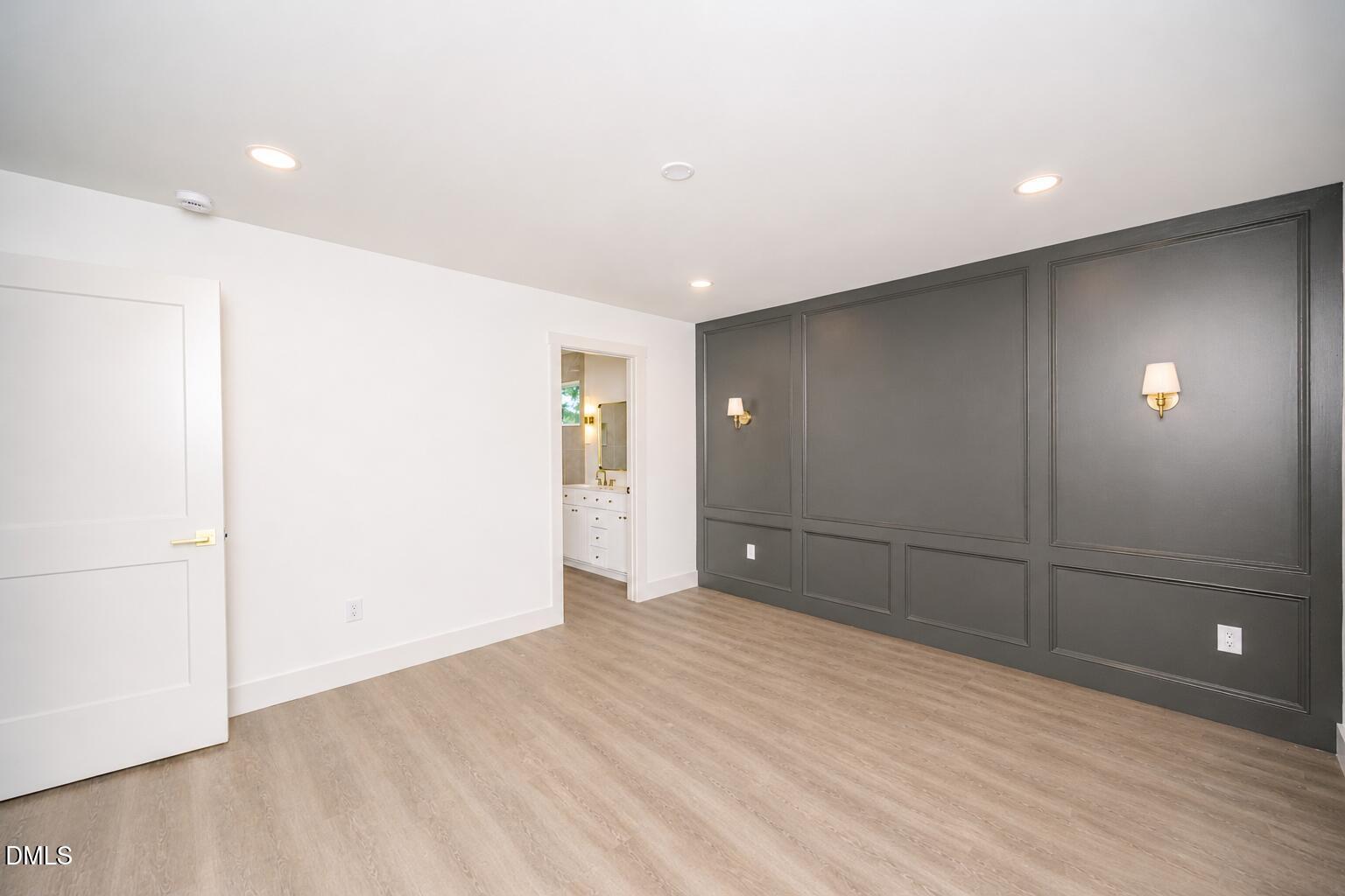 606 E Bay Street Property Photo 5