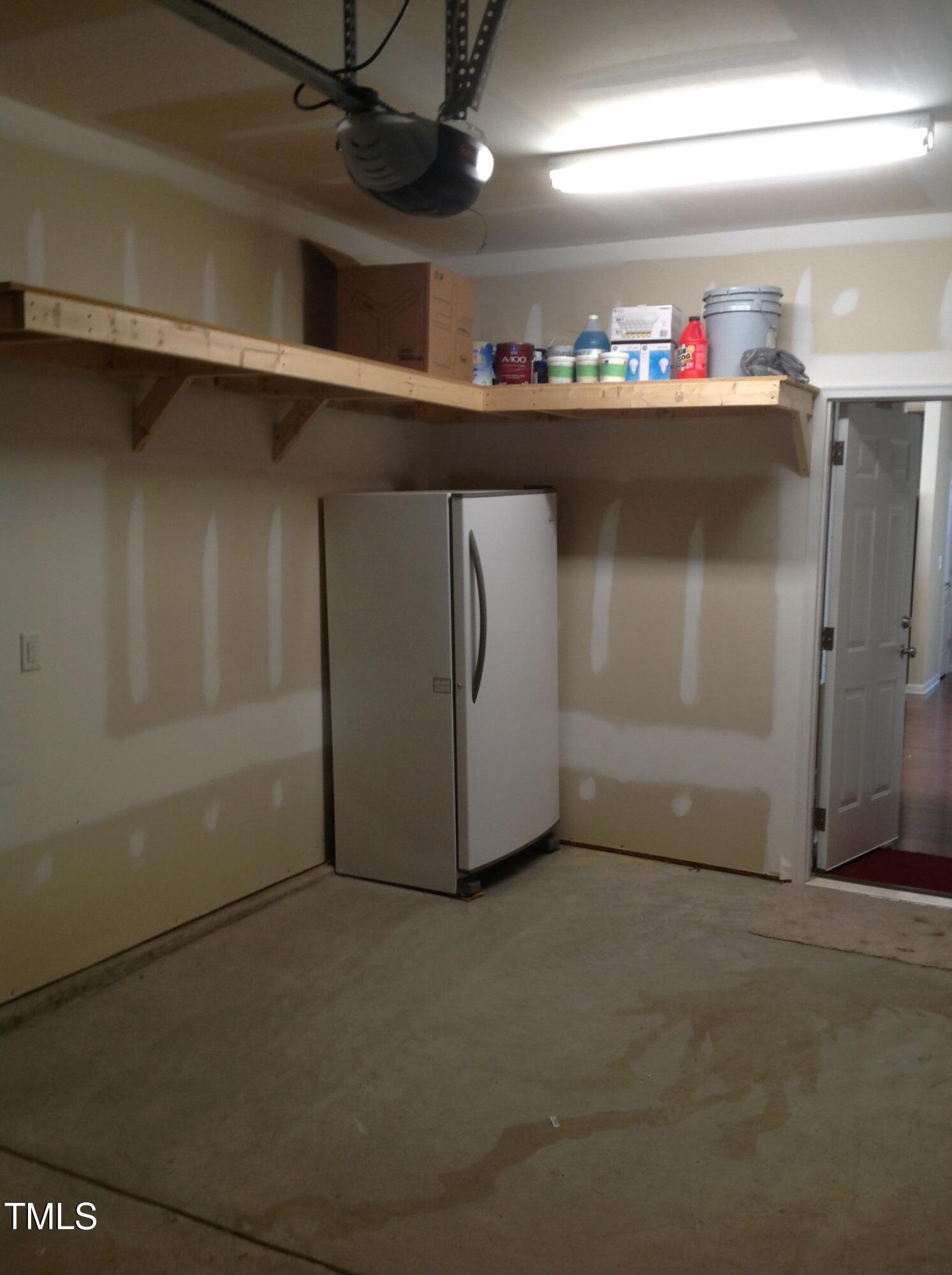 933 Ileagnes Road Property Photo 22