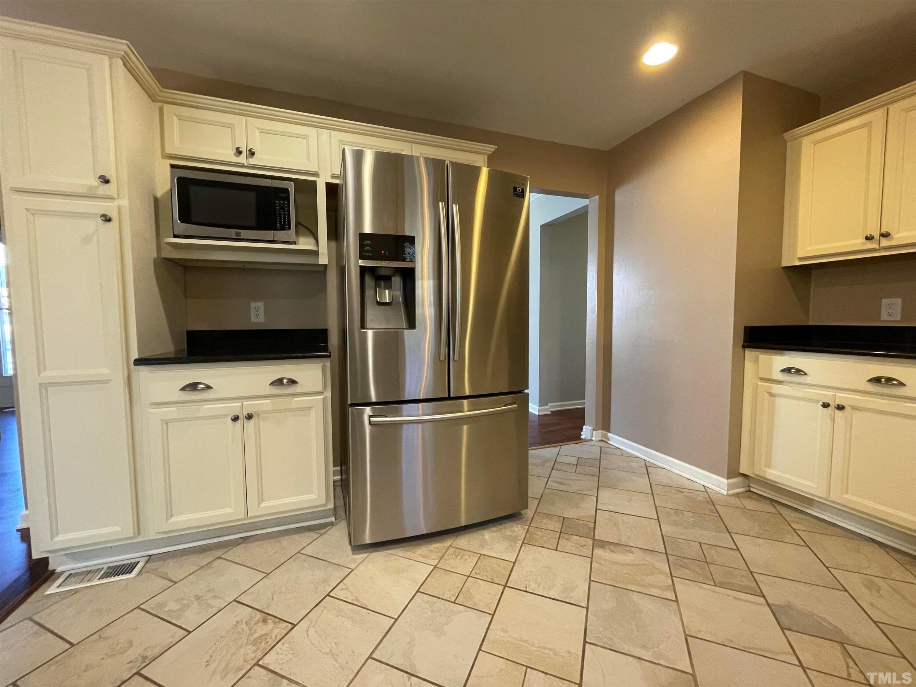 200 Glen Bonnie Lane Property Photo 16