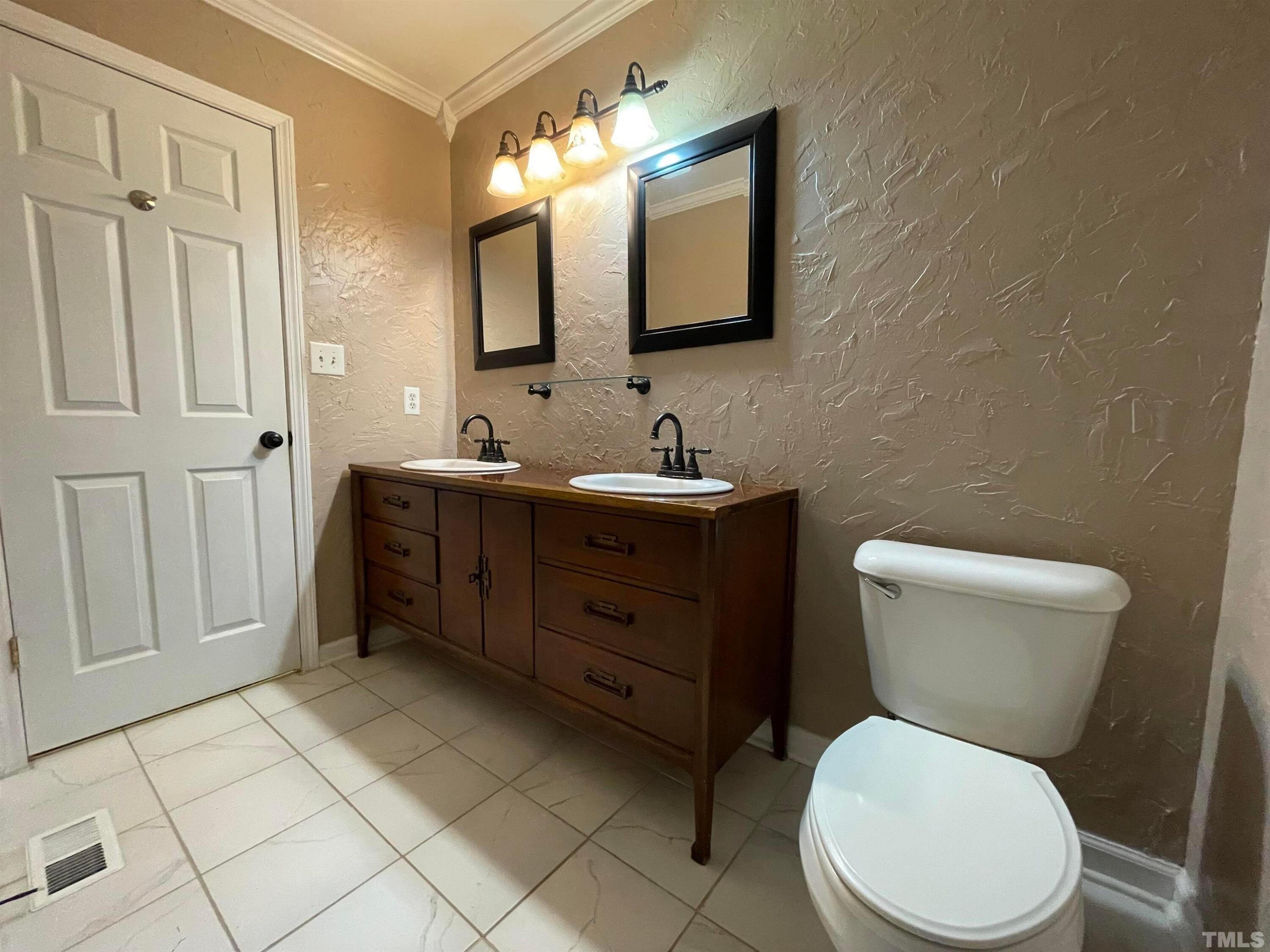 200 Glen Bonnie Lane Property Photo 23