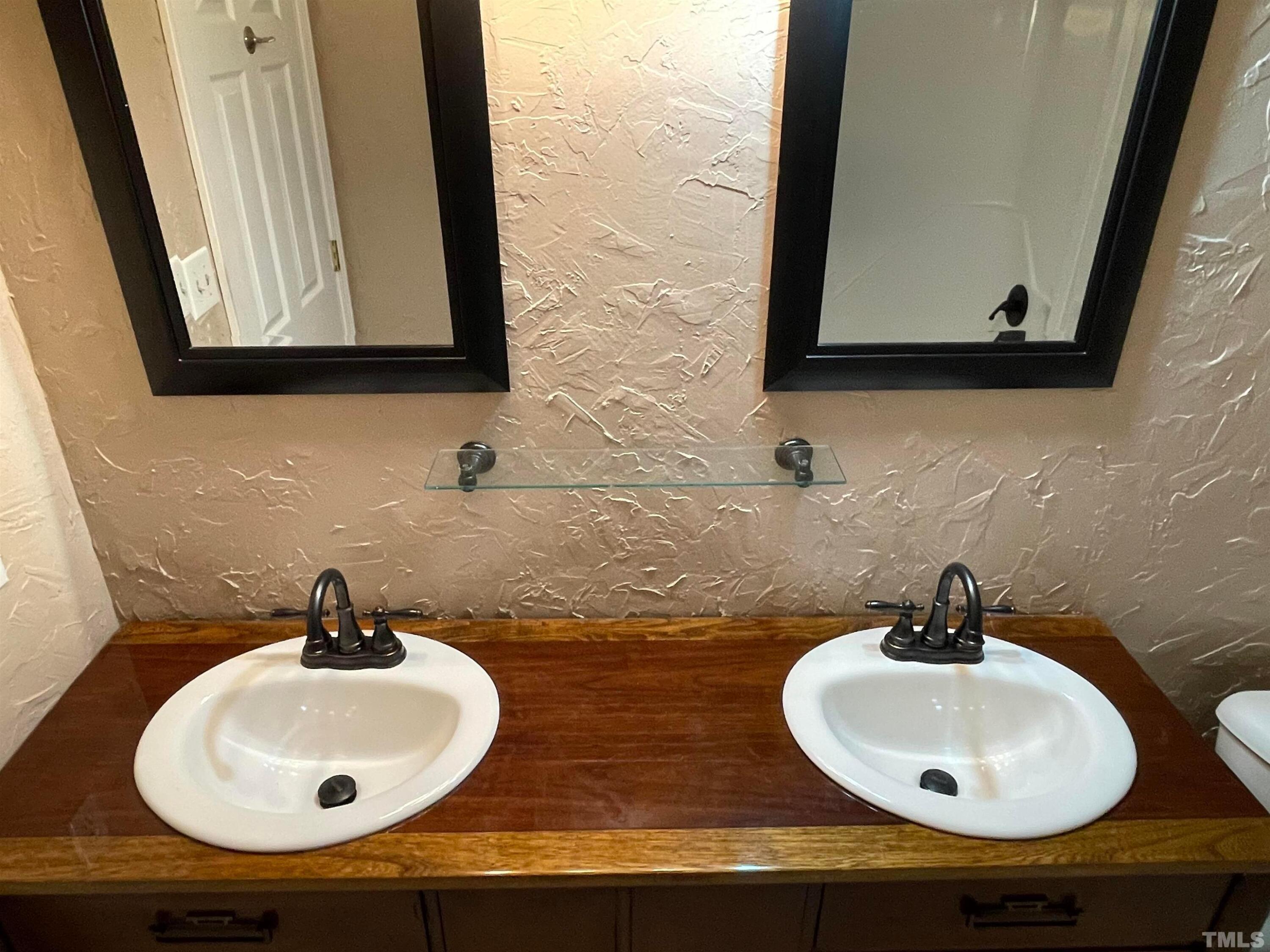 200 Glen Bonnie Lane Property Photo 24