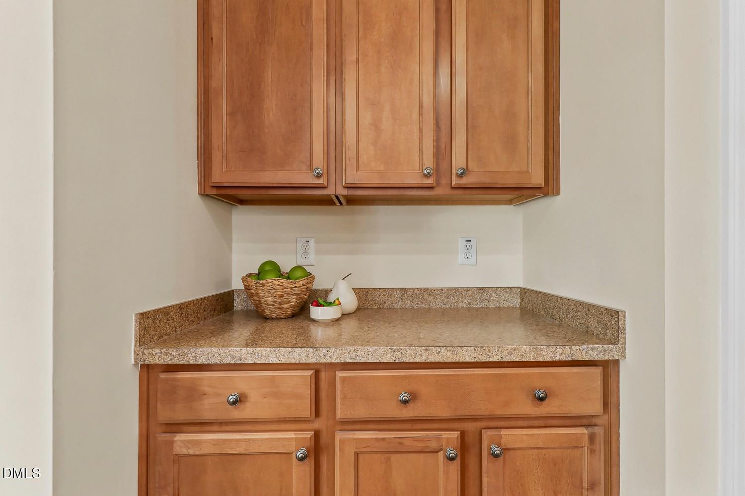 336 Kinellan Lane Property Photo 13